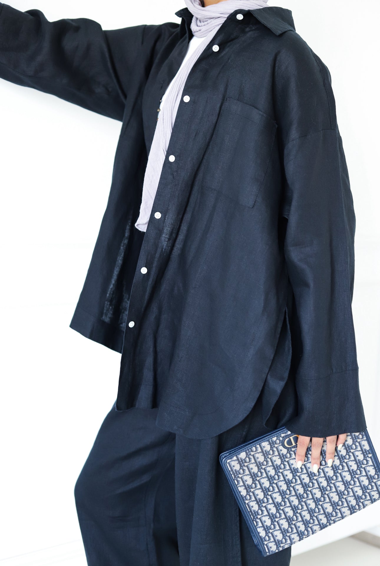 Big Slits Linen Shirt — Black