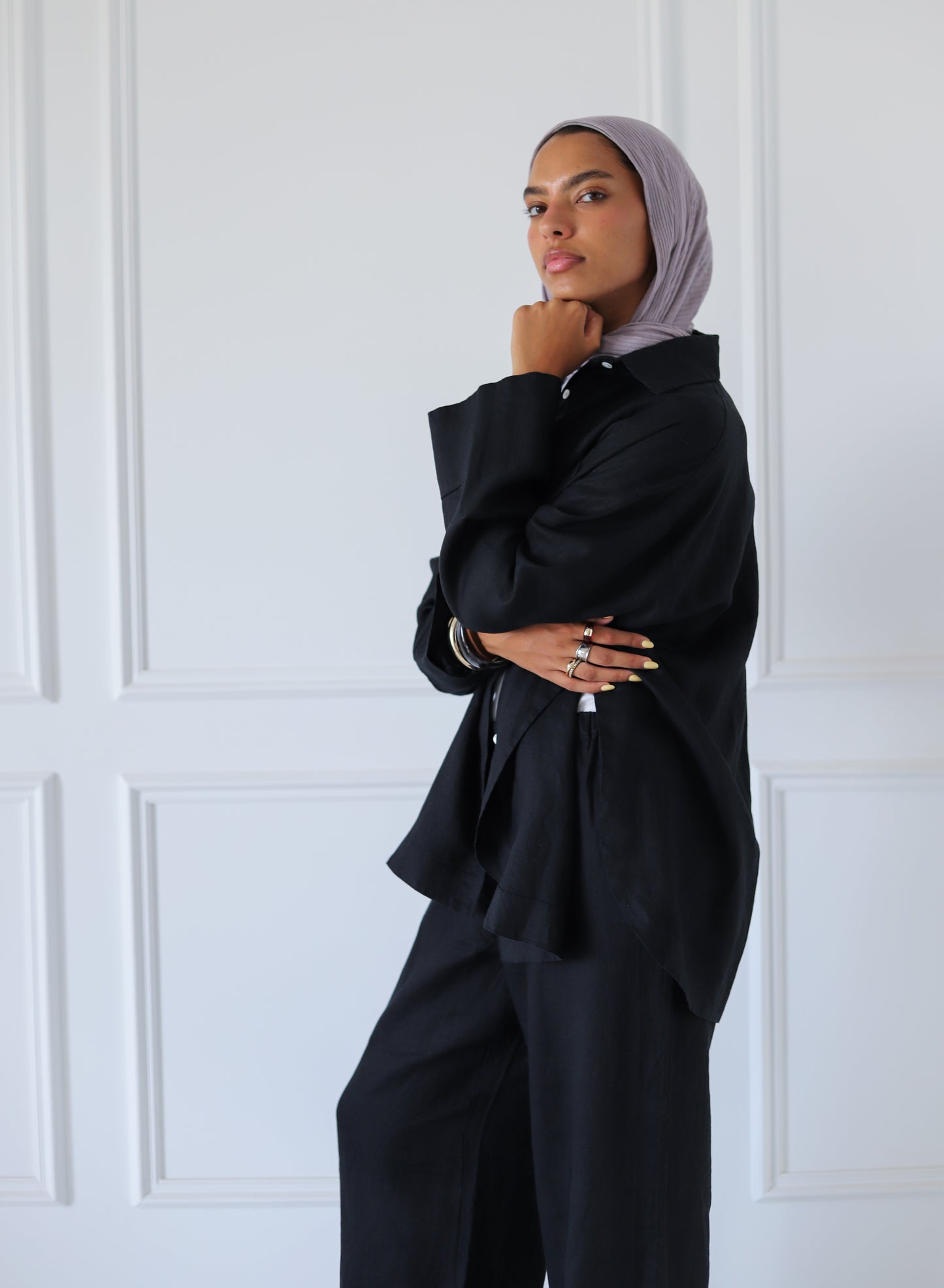 Big Slits Linen Shirt — Black