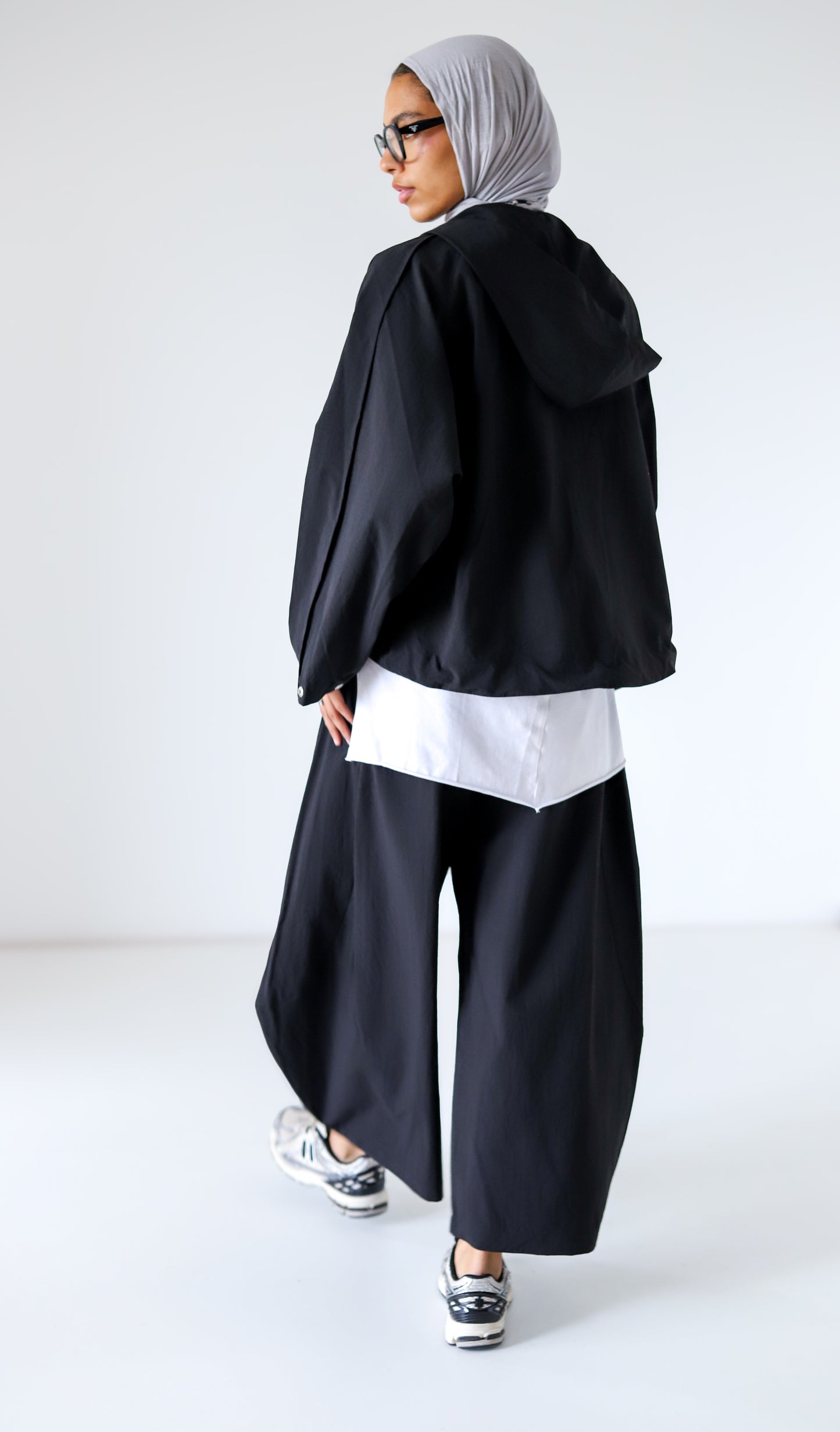 Chill Mode Balloon Set — Black