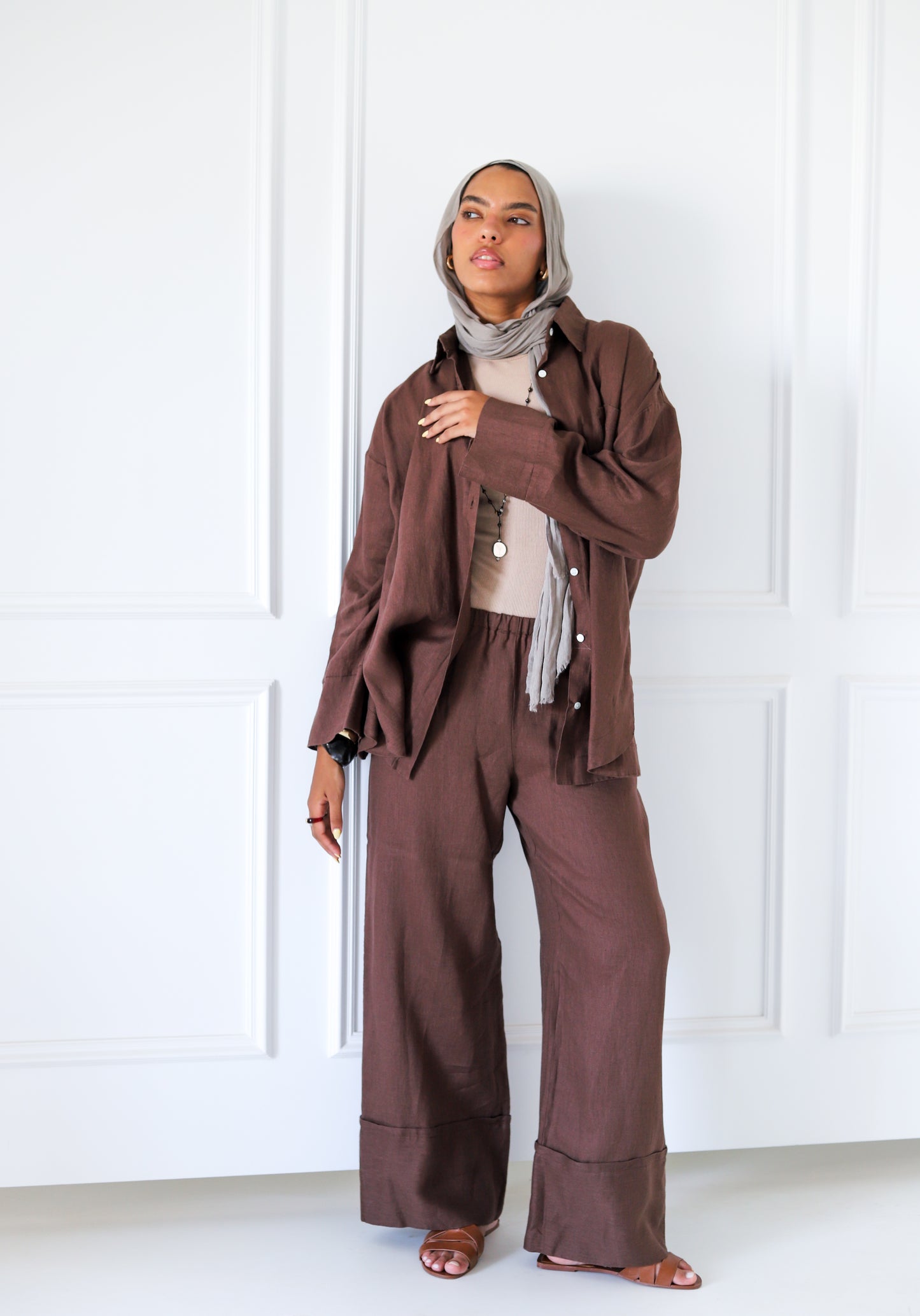 Big Slits Linen Shirt — Brown