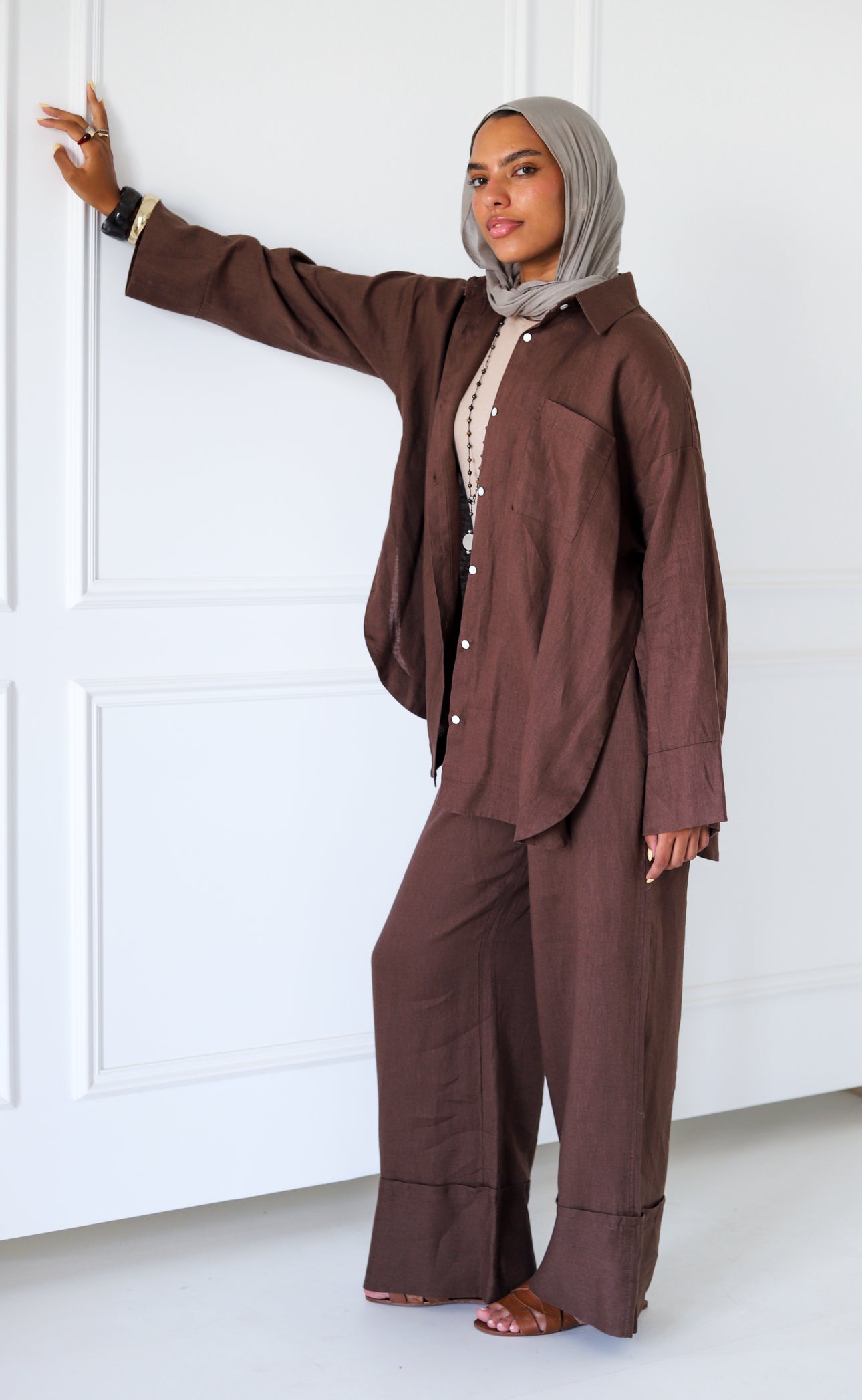 Big Slits Linen Shirt — Brown