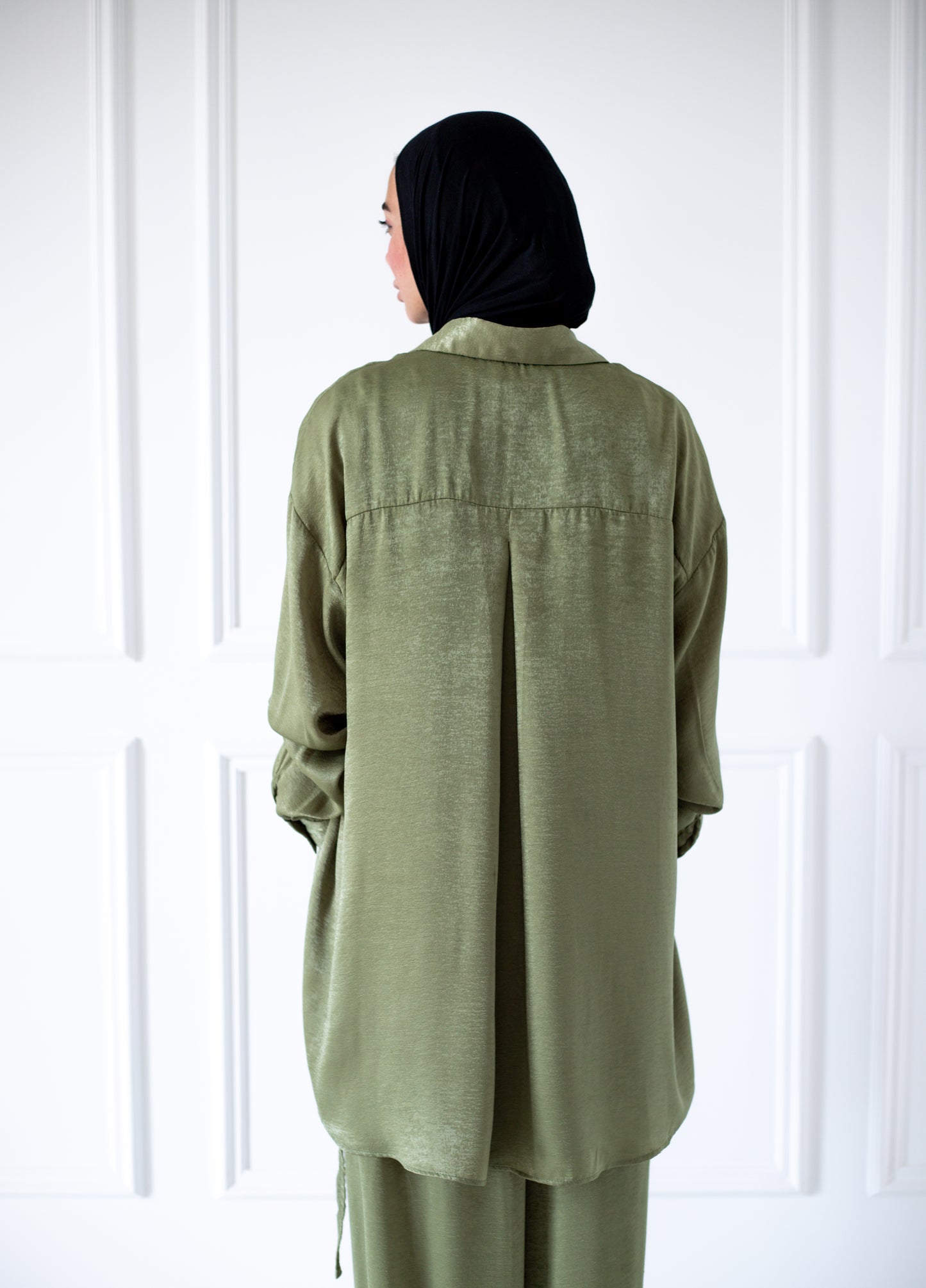 Tassel Satin Set — Olive