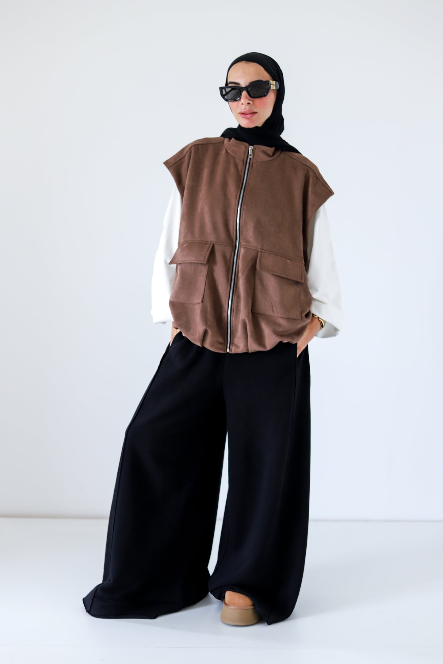 Bomber Pockets Suede Vest — Brown