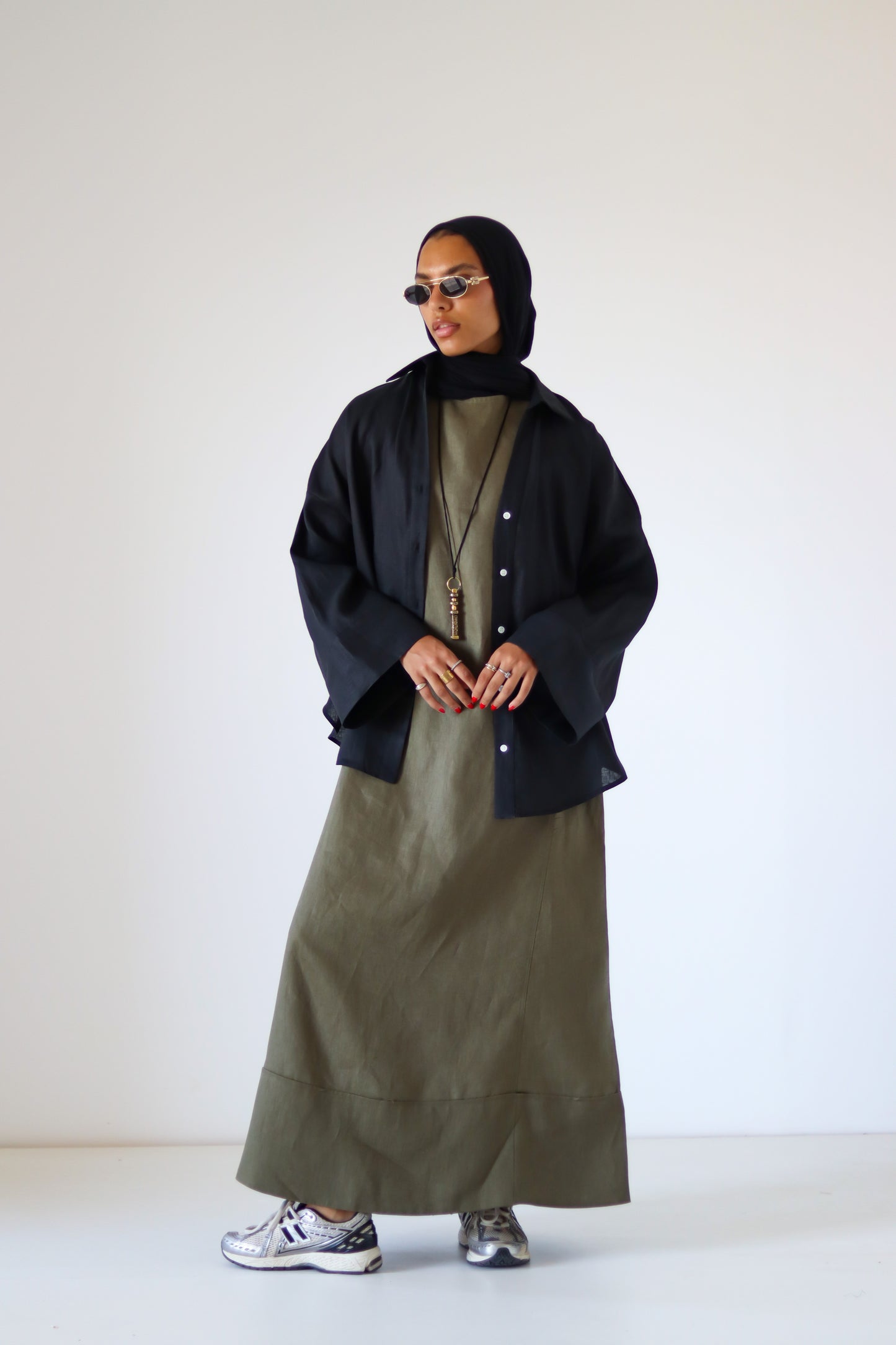 Folded Sleeveless 100% Linen Dress — Olive