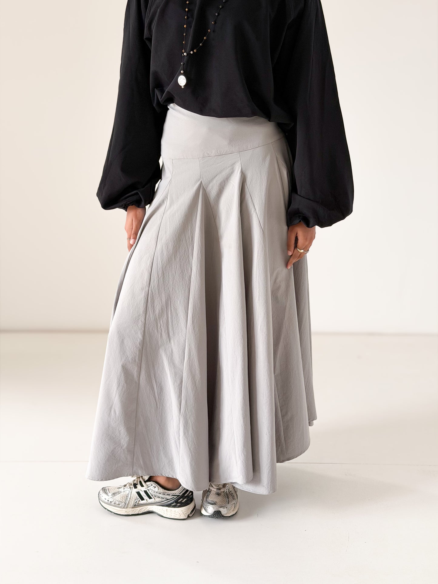 Cloudline Skirt — Gray