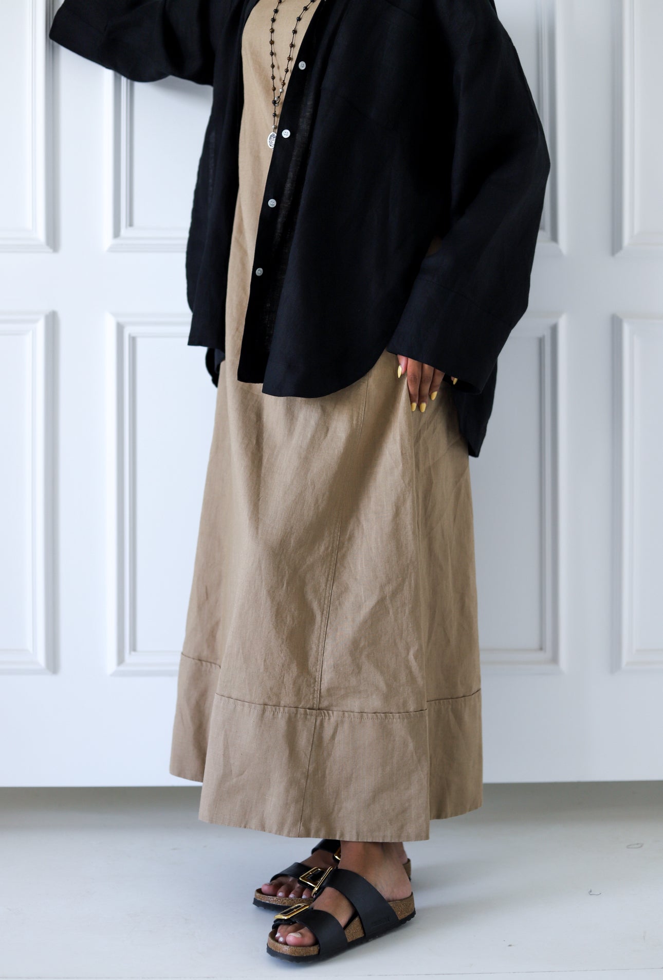 Folded Sleeveless 100% Linen Dress — Beige