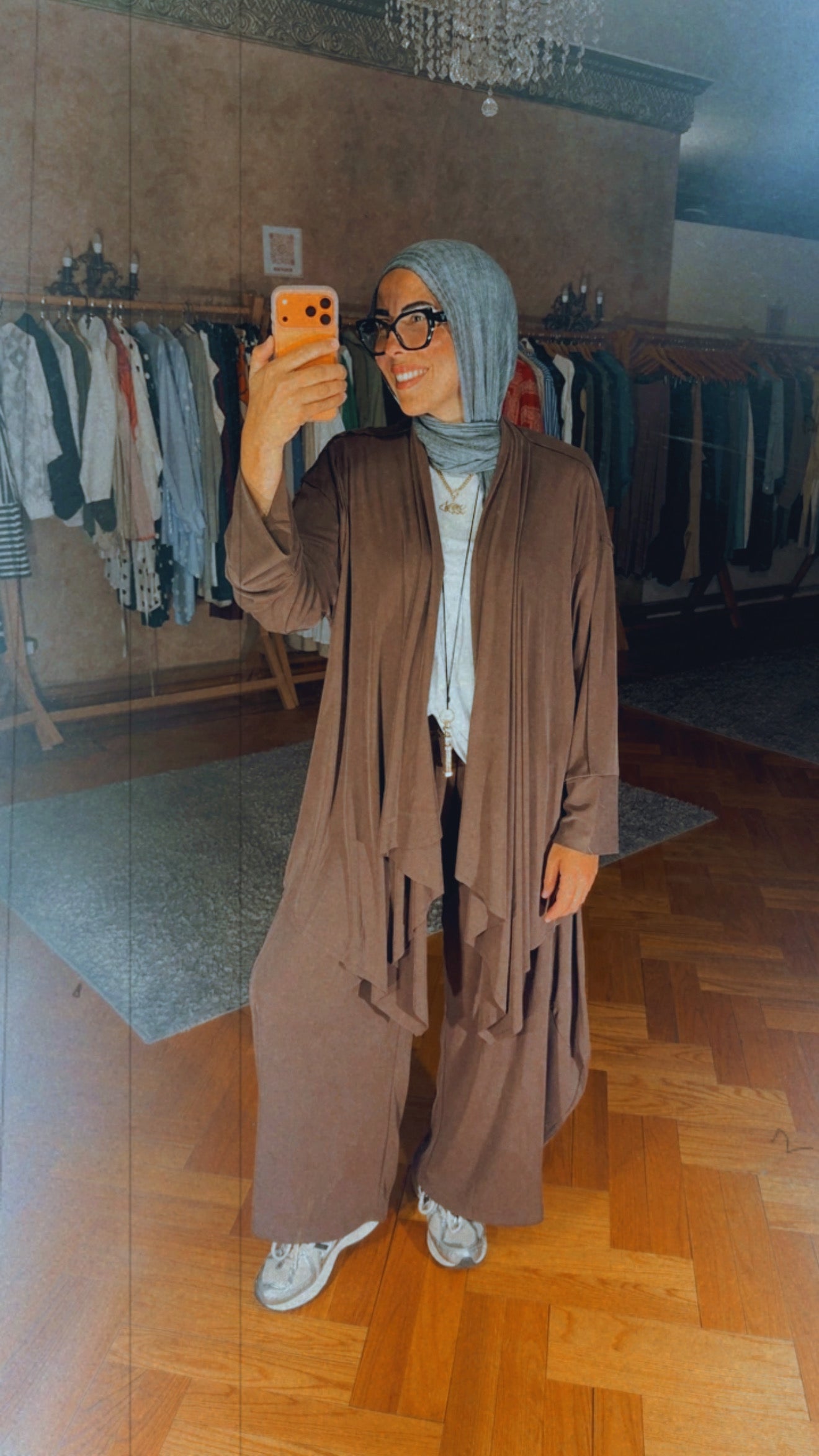Open Front Balloon Set — Brown