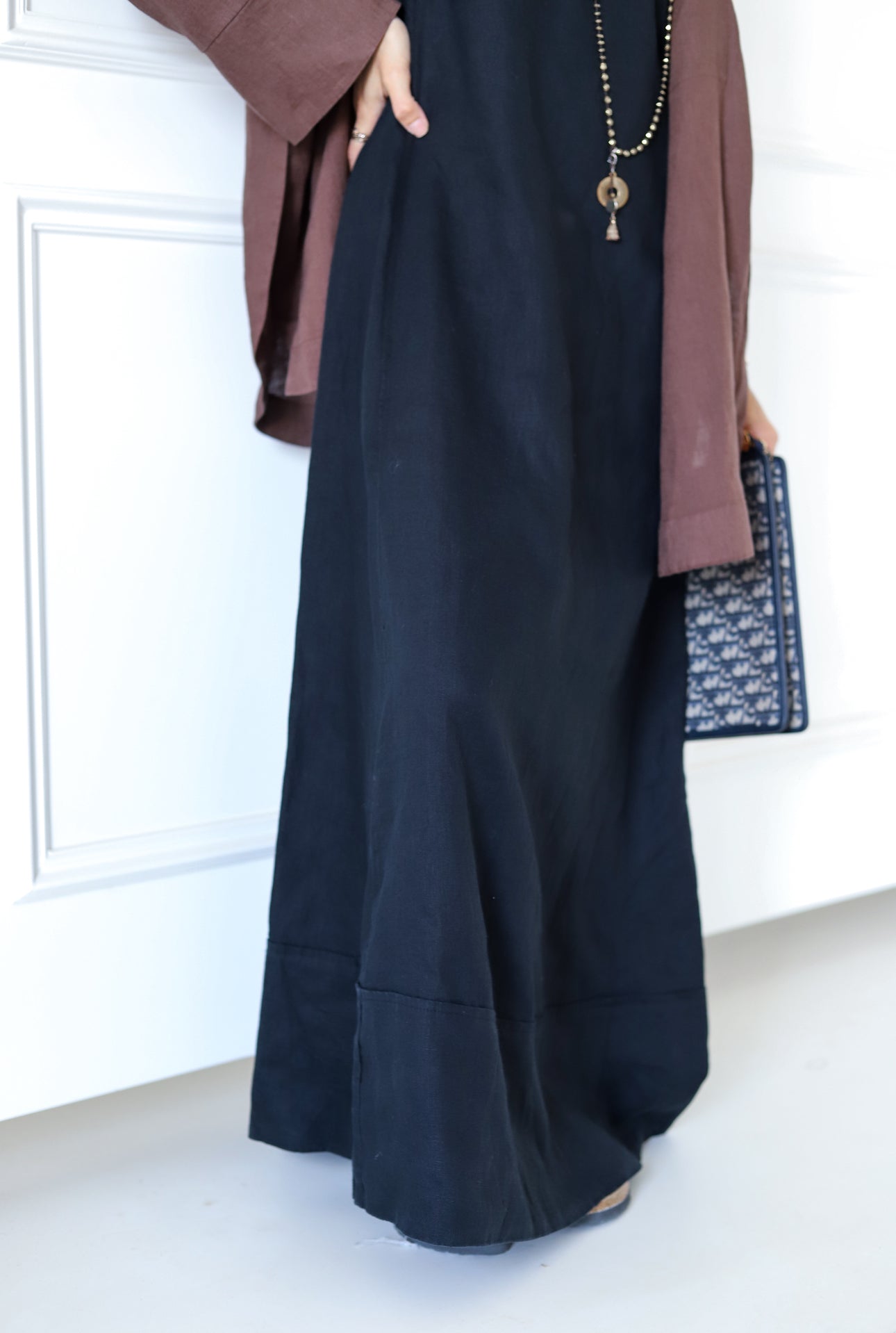 Folded Sleeveless 100% Linen Dress — Black