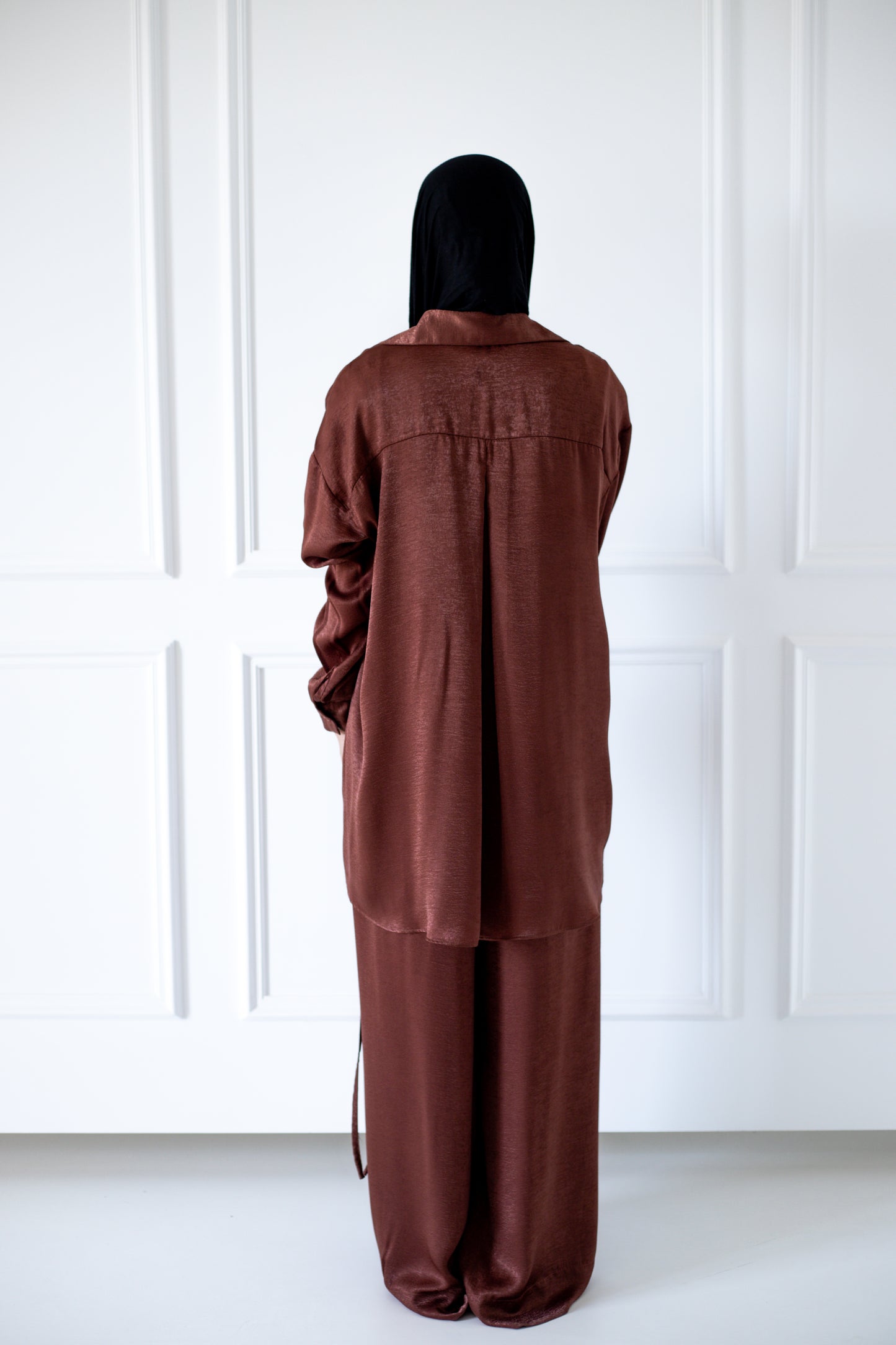 Tassel Satin Set — Brown