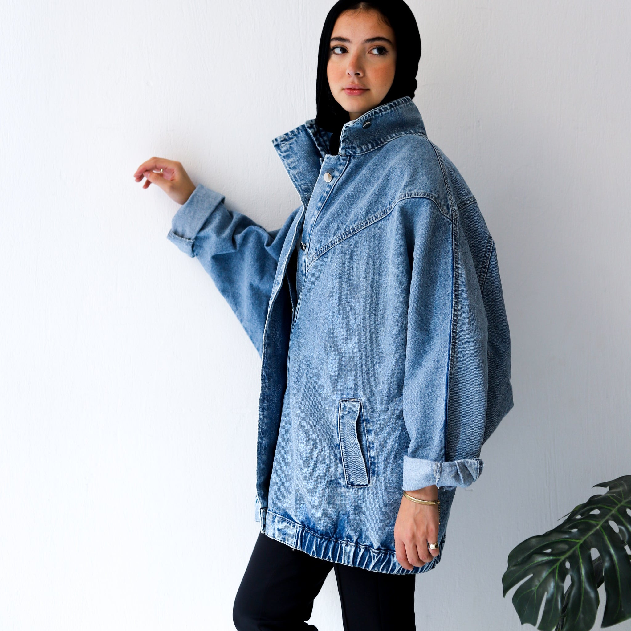 Huggie Denim Jacket — Blue