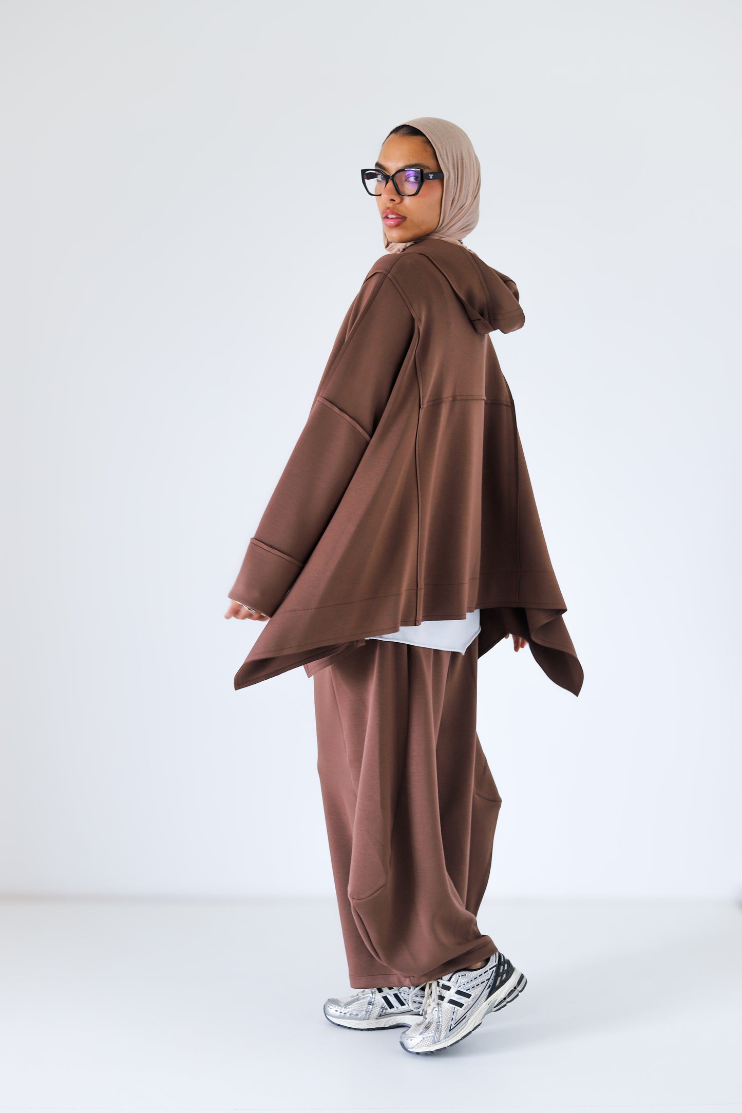 Juggle Balloon Set — Brown