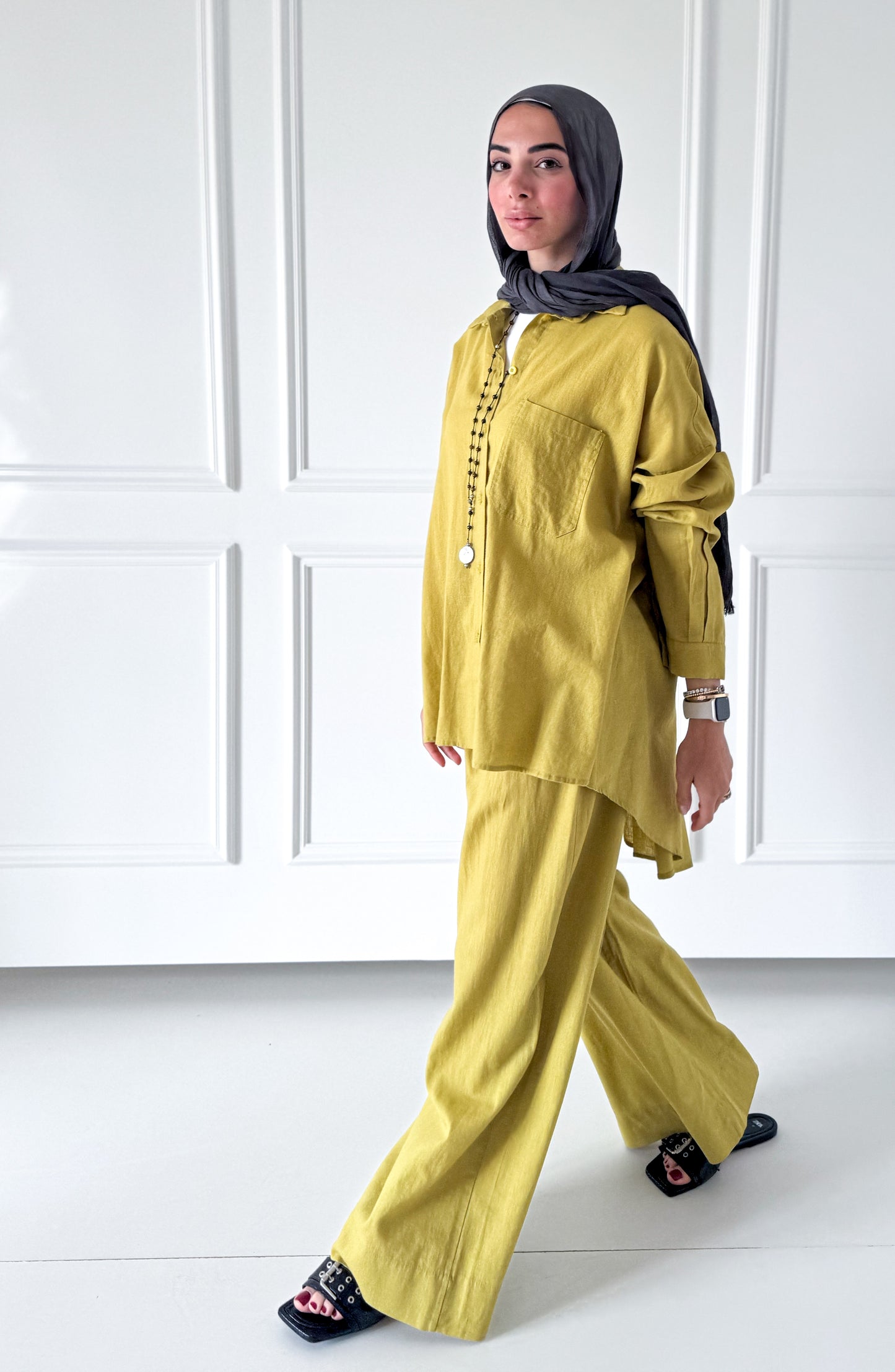 Effortless Linen Pants — Mustard