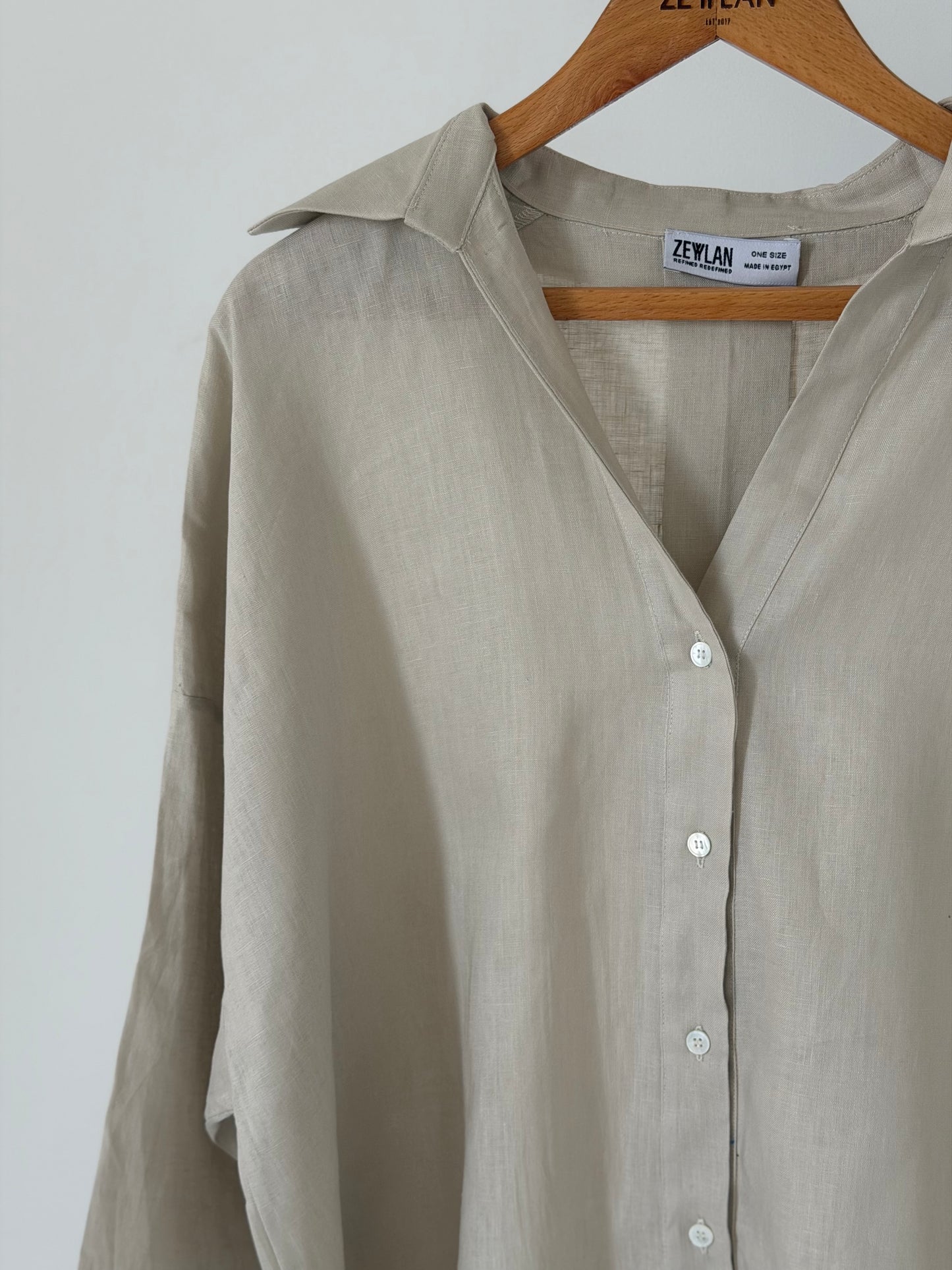 Rounded Linen Shirt — Beige