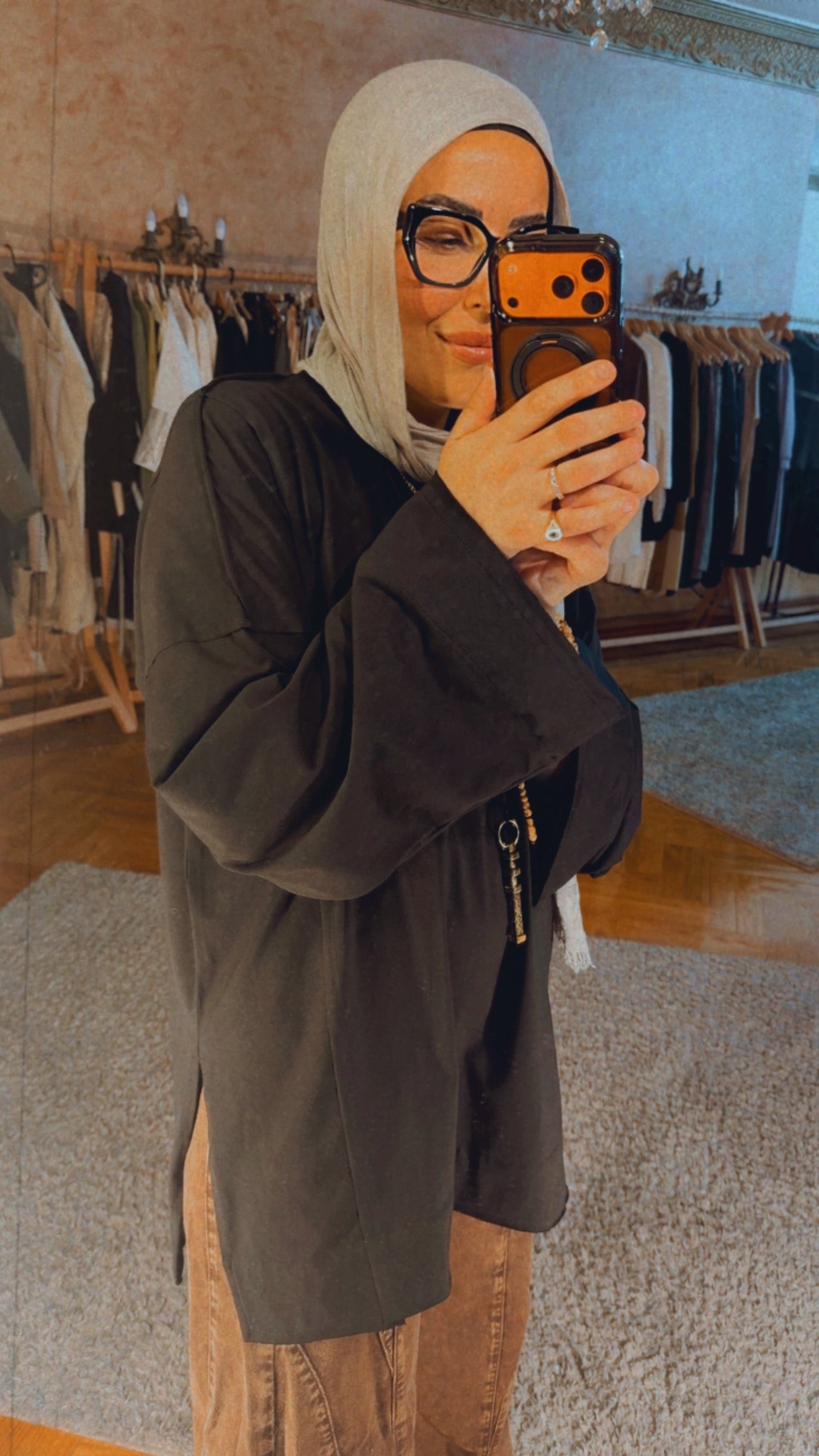 Wide Sleeves T-shirt — Black