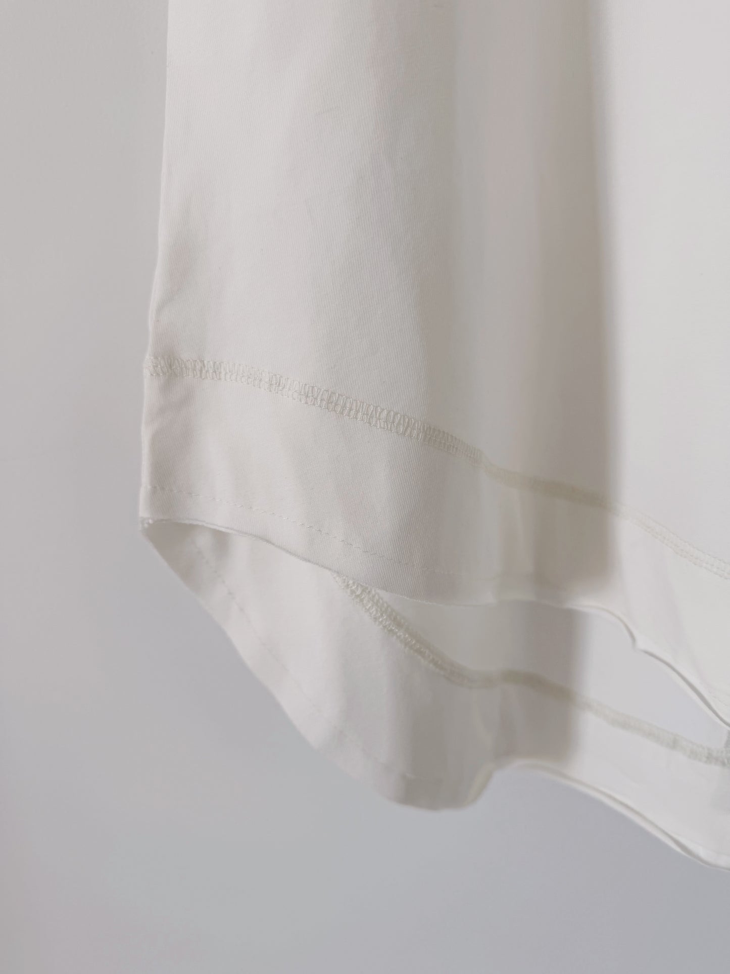 Sleeveless Basic Top — Offwhite