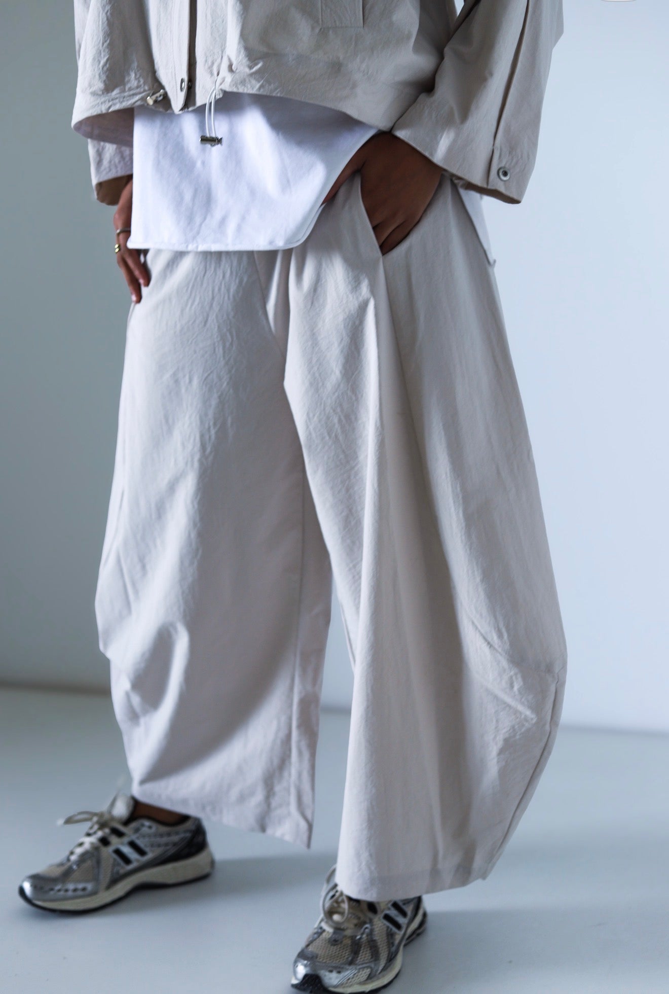 Chill Mode Balloon Set — Beige