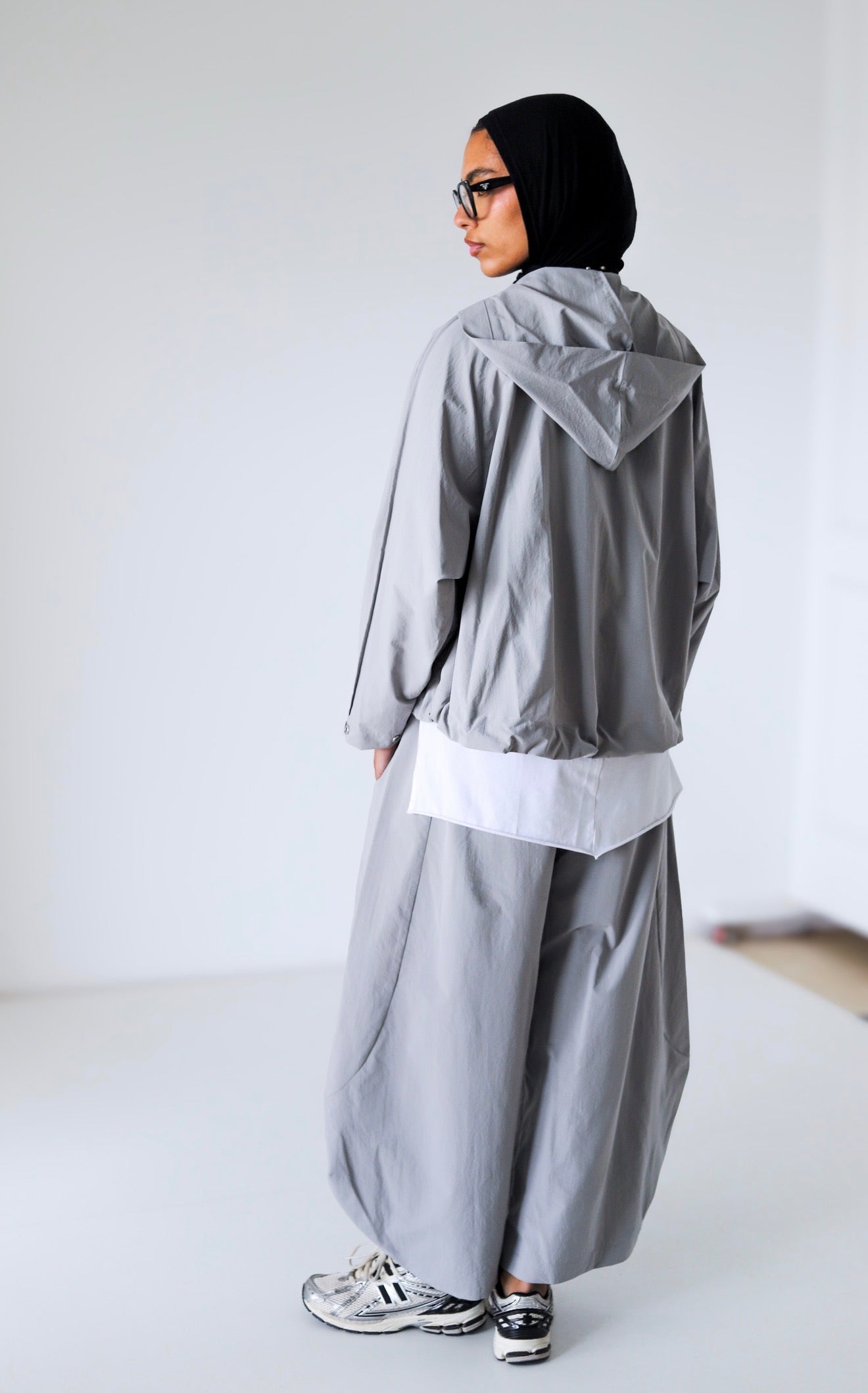 Chill Mode Balloon Set — Gray