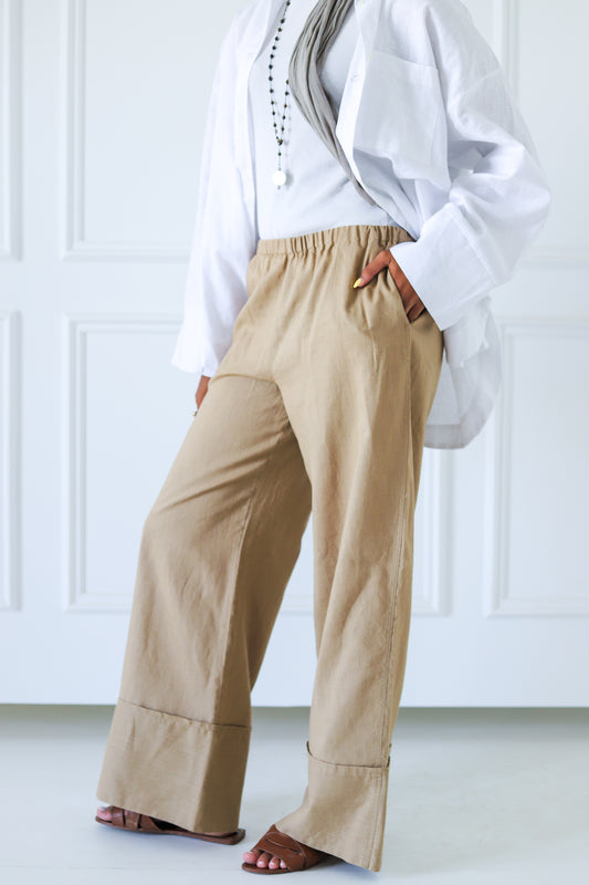 Folded 100% Linen Trousers — Beige