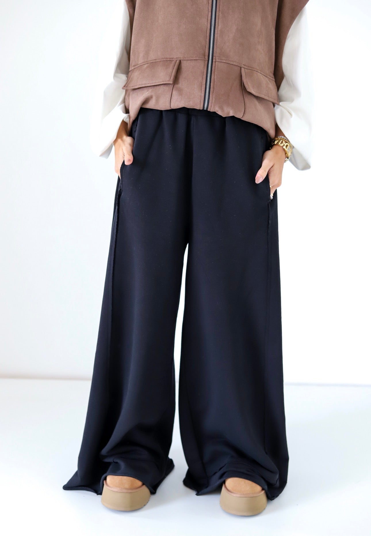 Xtra Wide Pants — Black