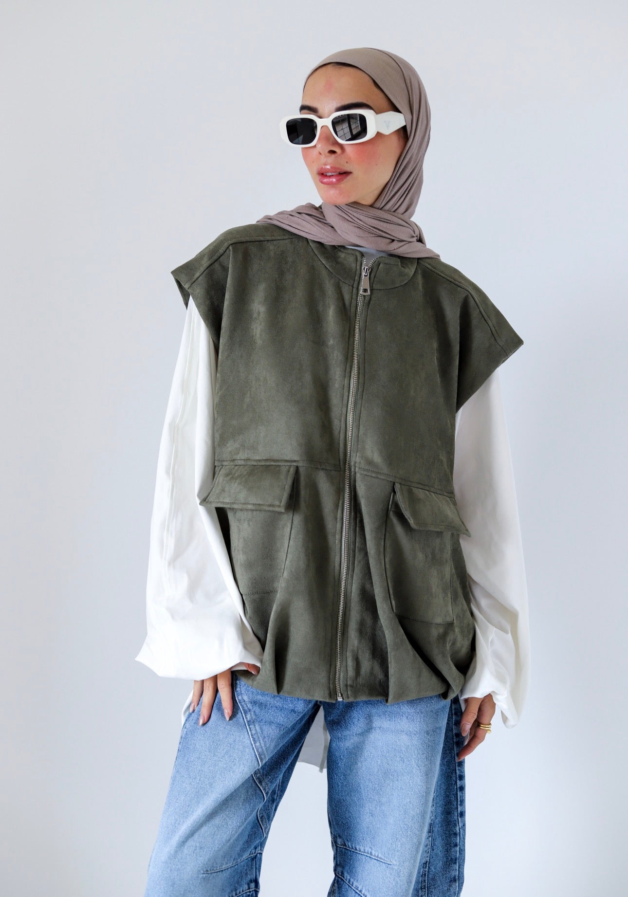 Bomber Pockets Suede Vest — Olive