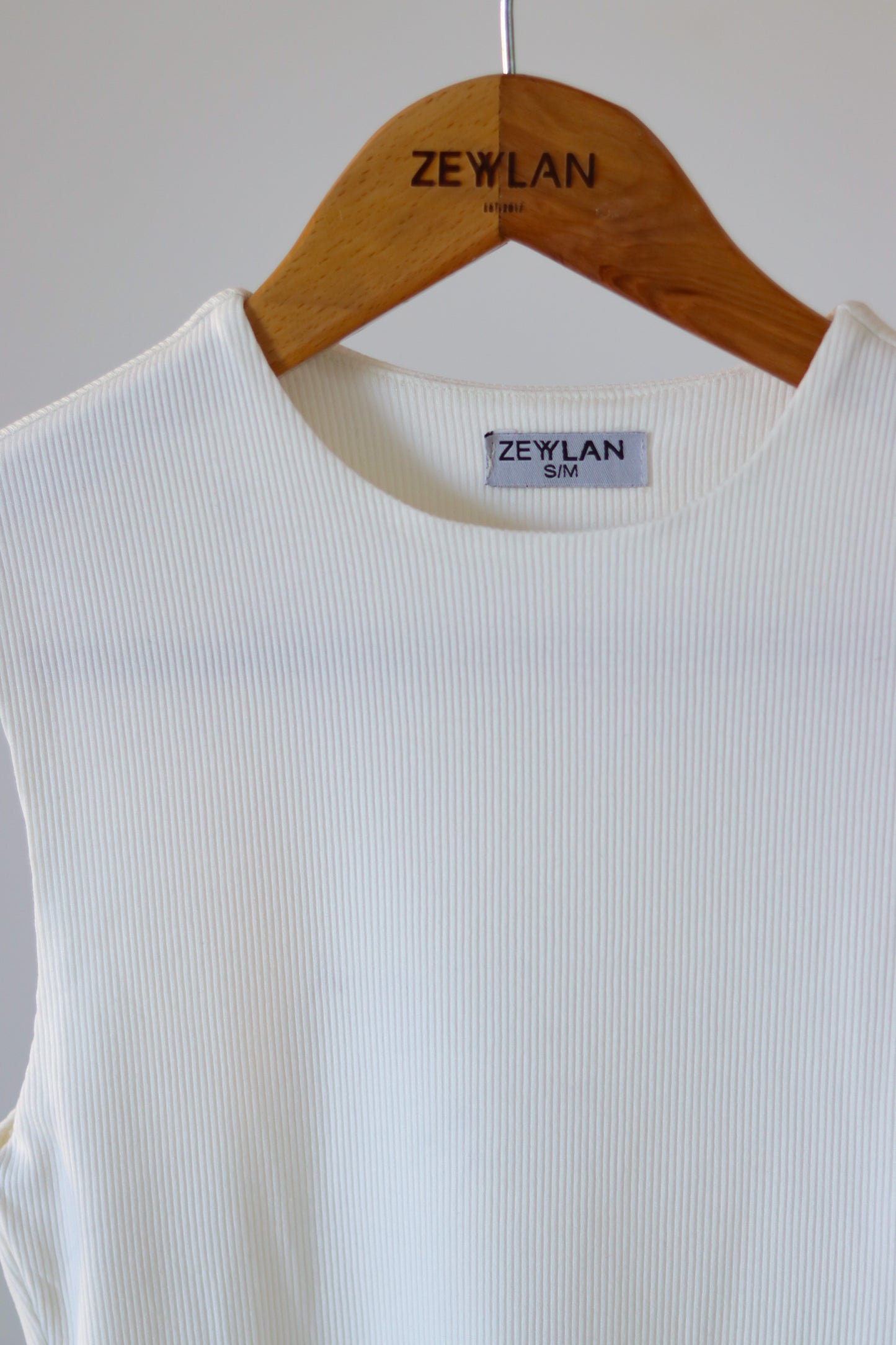 Ribbed Under Top — Offwhite