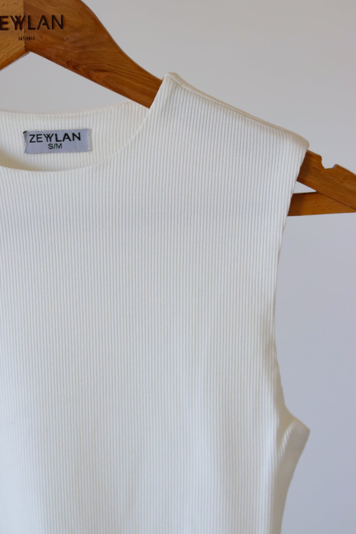 Ribbed Under Top — Offwhite
