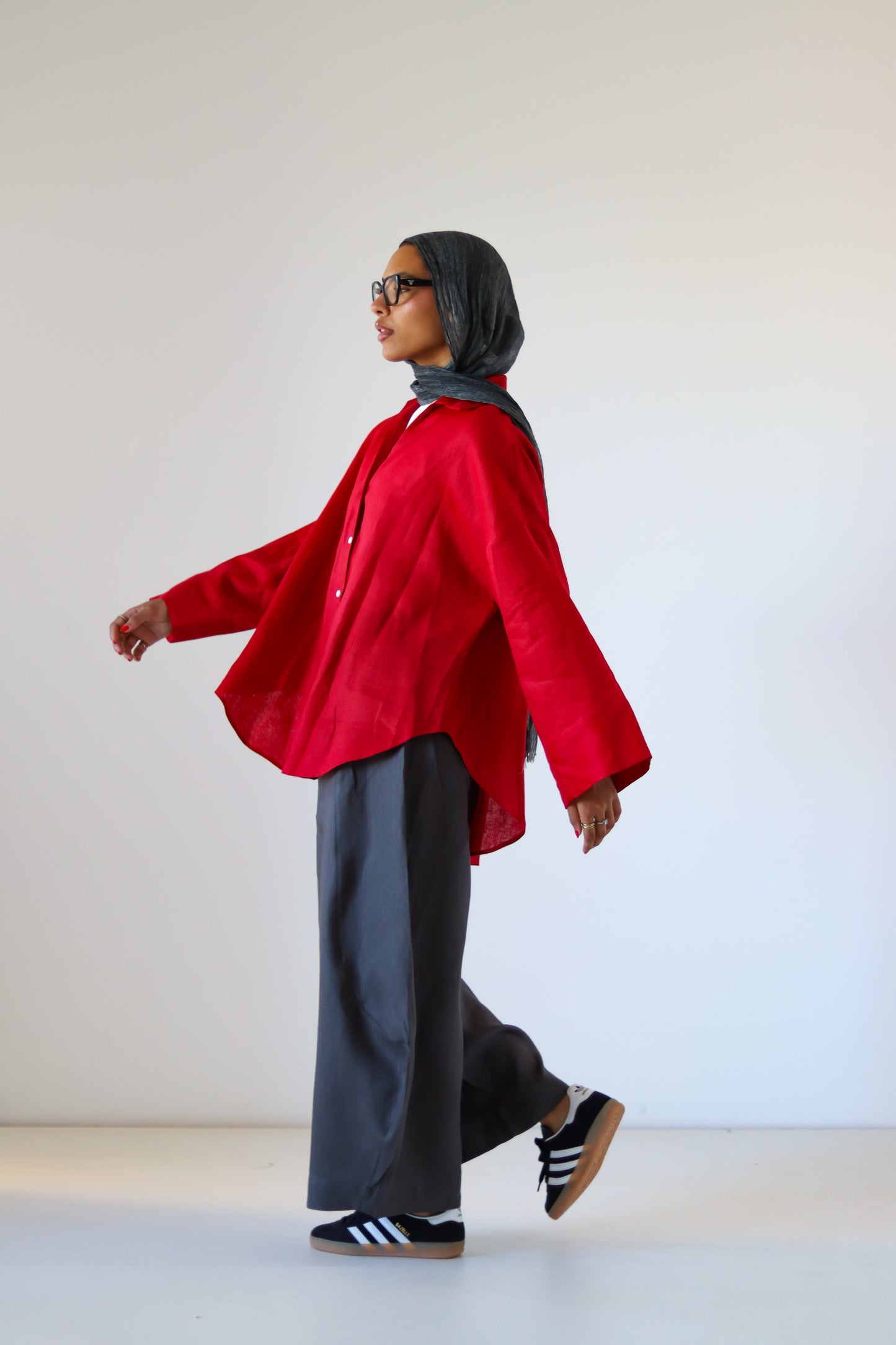 Rounded Linen Shirt — Red