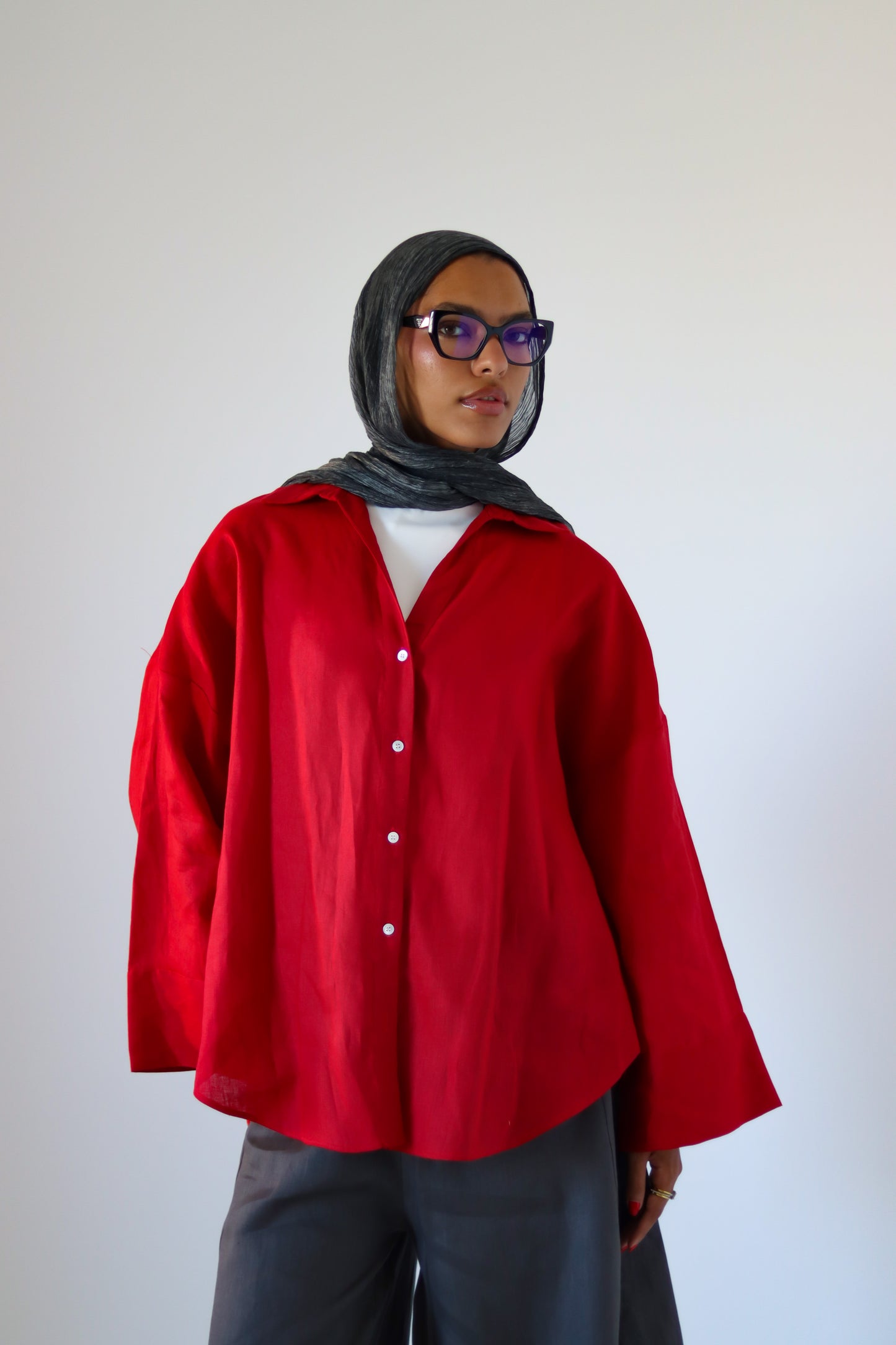 Rounded Linen Shirt — Red