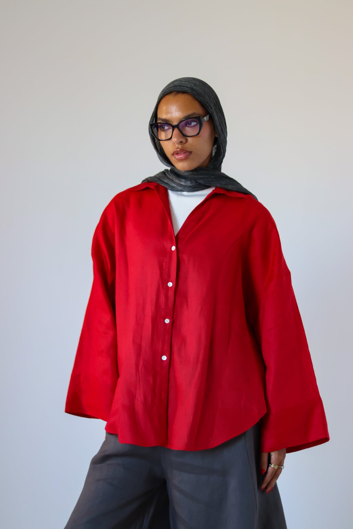 Rounded Linen Shirt — Red