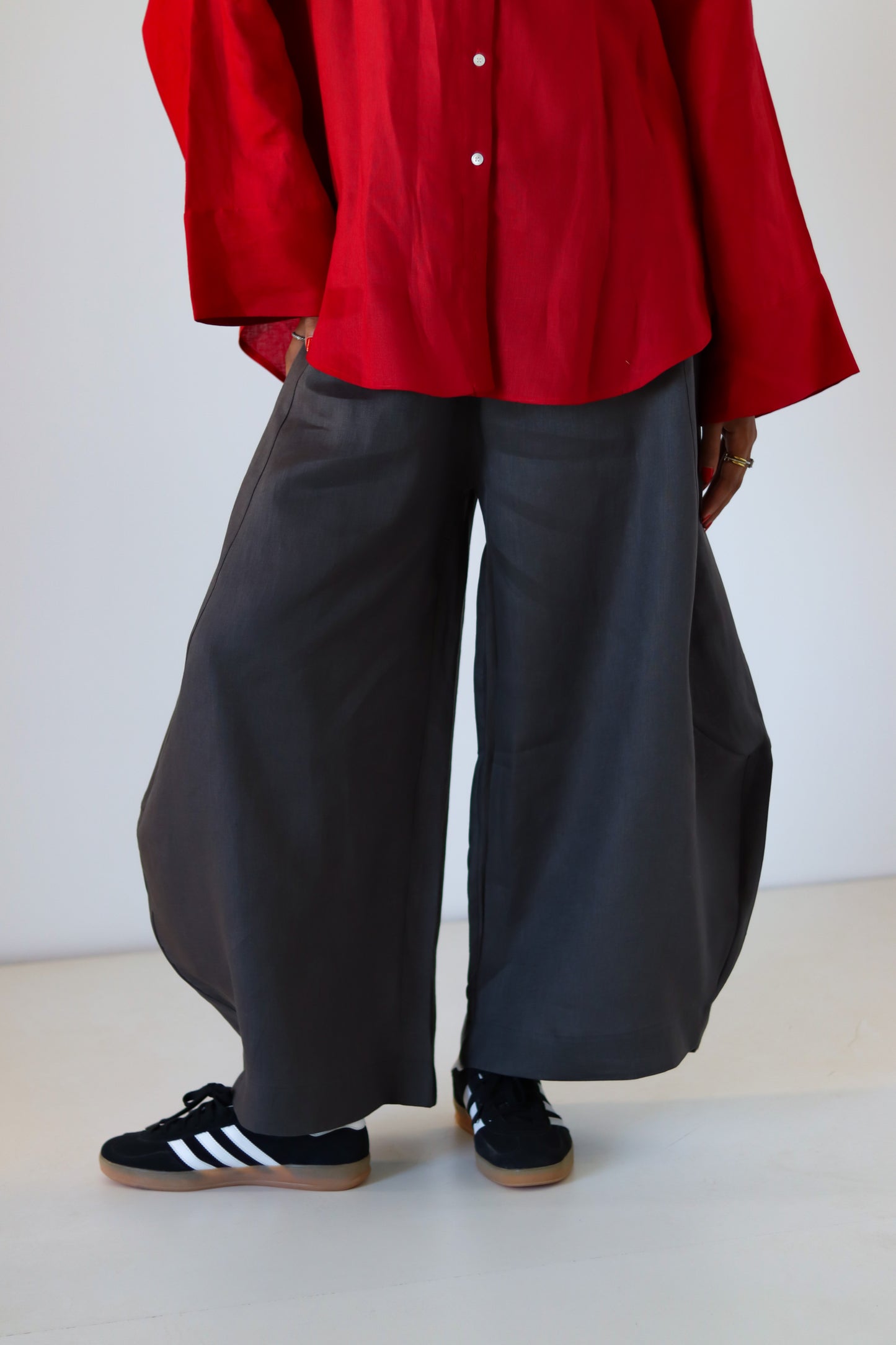 Xtra Balloon Linen Pants — Gray