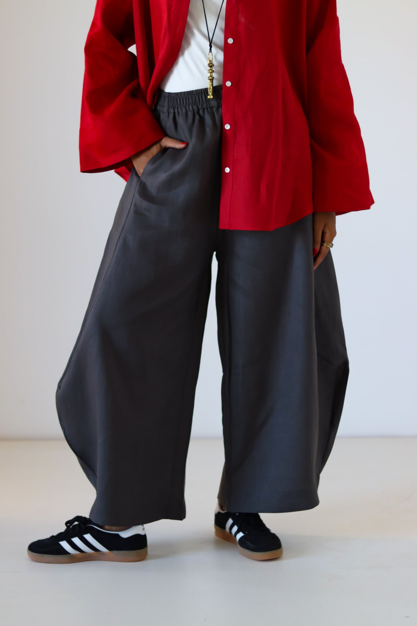Xtra Balloon Linen Pants — Gray