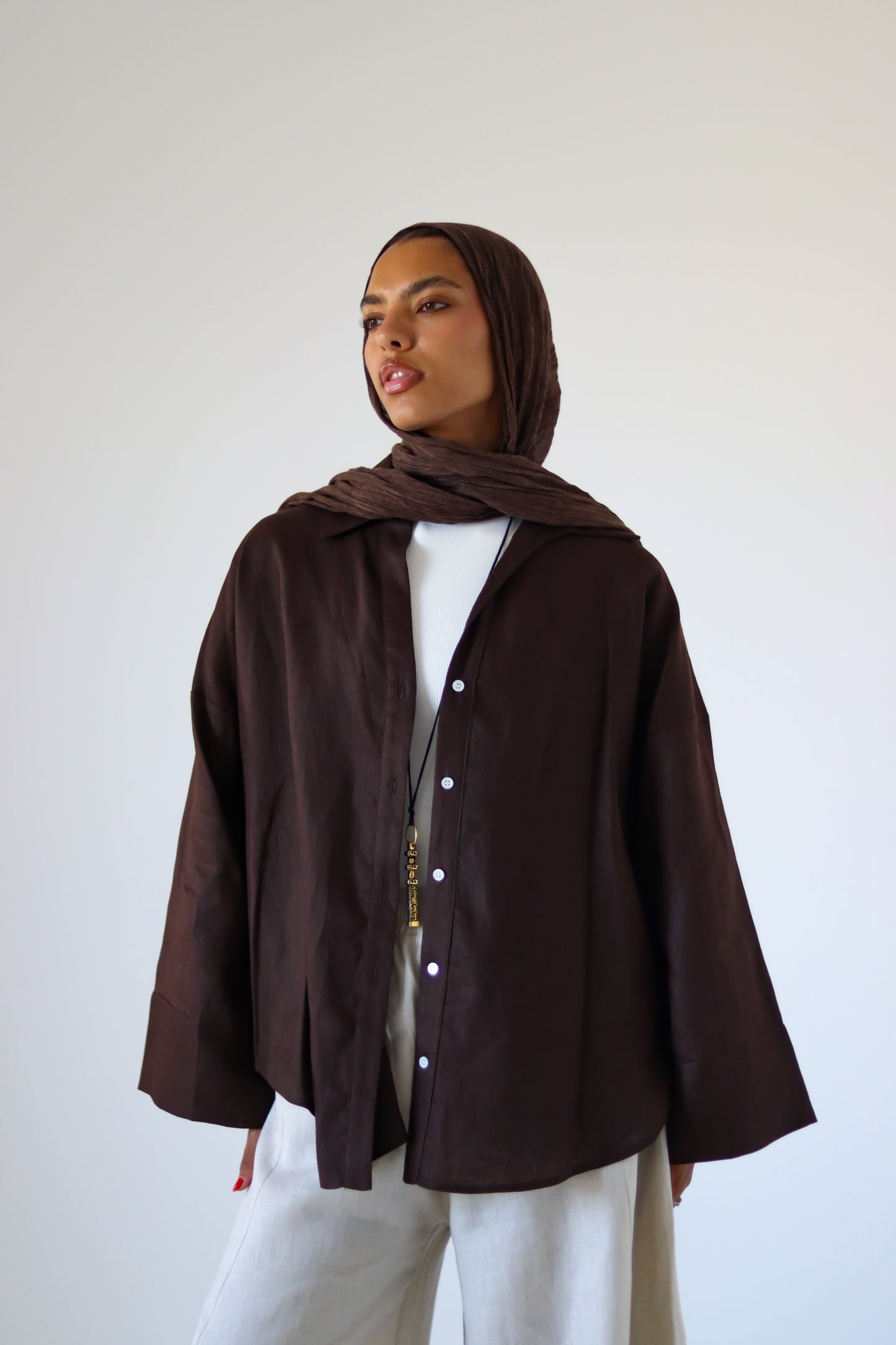 Rounded Linen Shirt — Brown