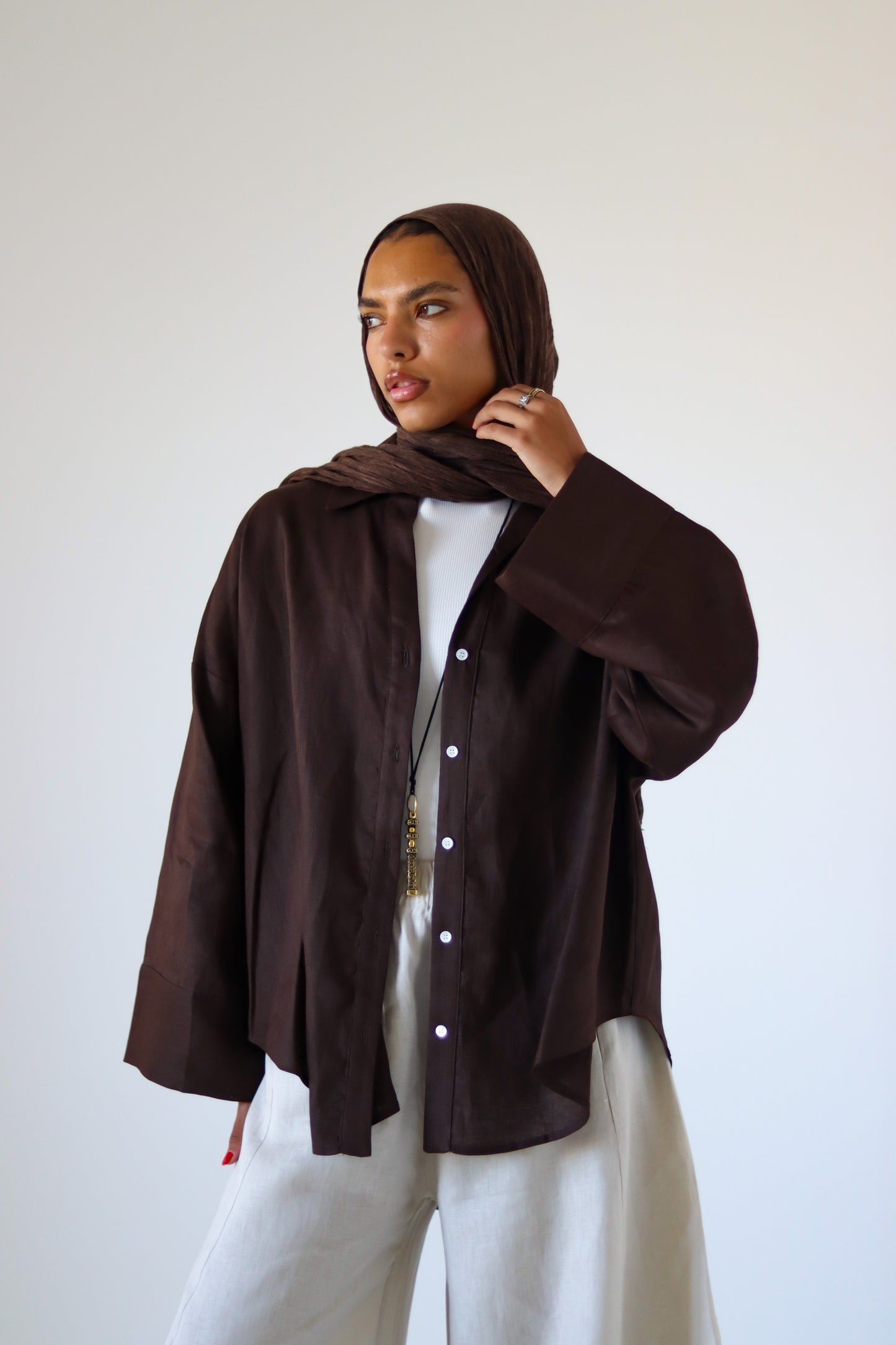 Rounded Linen Shirt — Brown