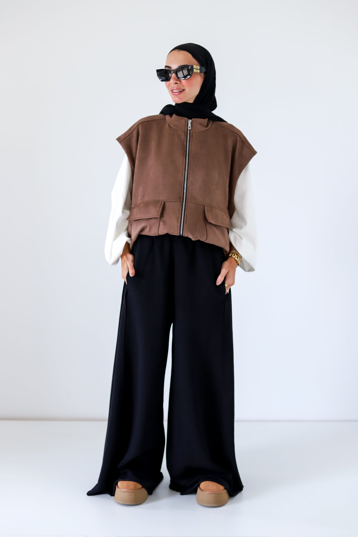 Bomber Pockets Suede Vest — Brown