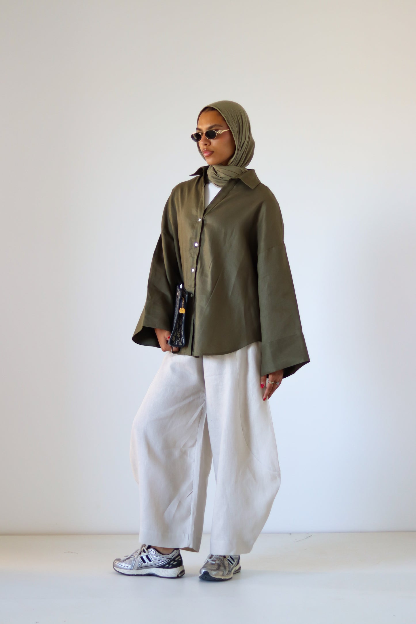 Rounded Linen Shirt — Olive