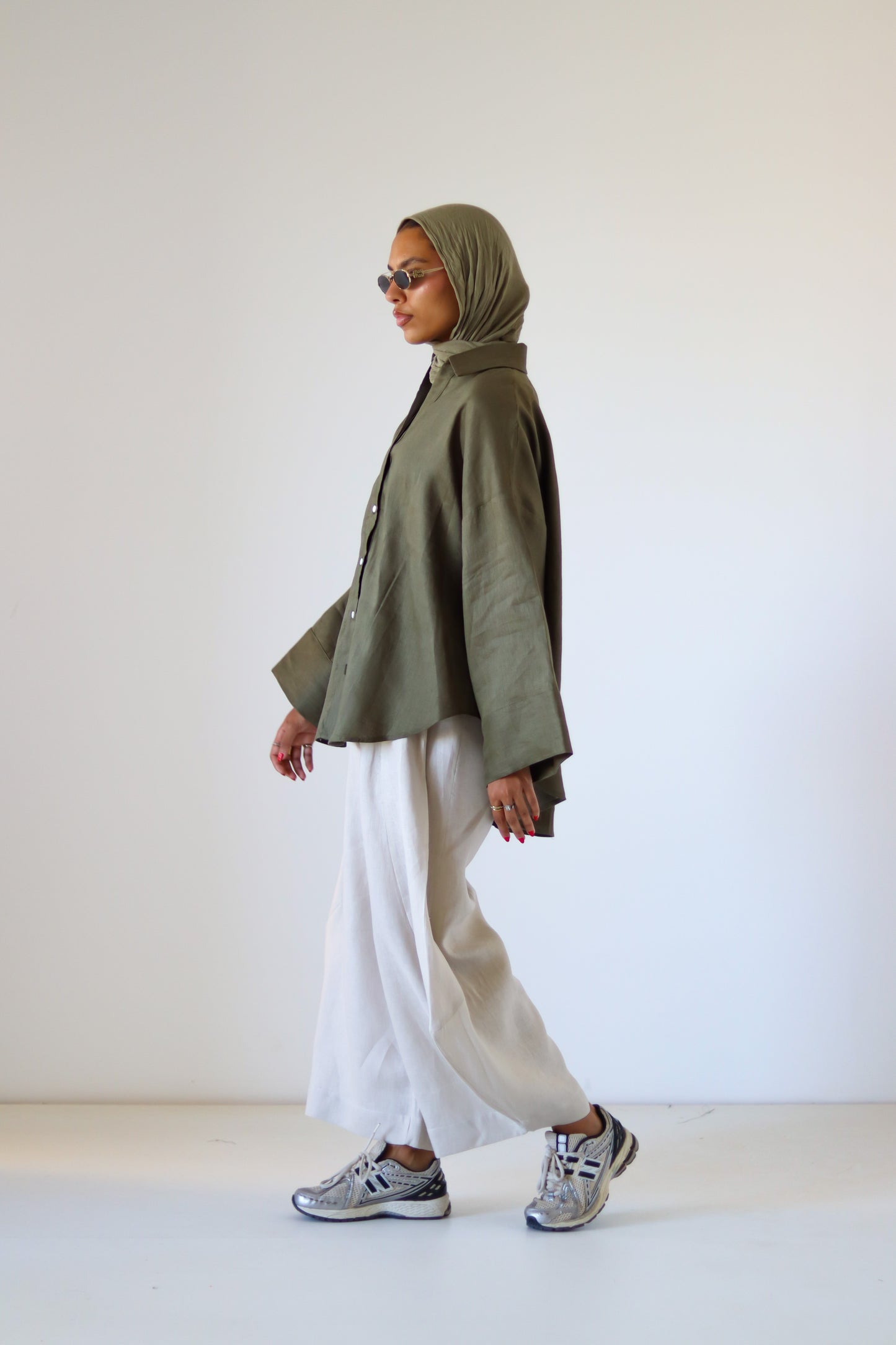 Rounded Linen Shirt — Olive