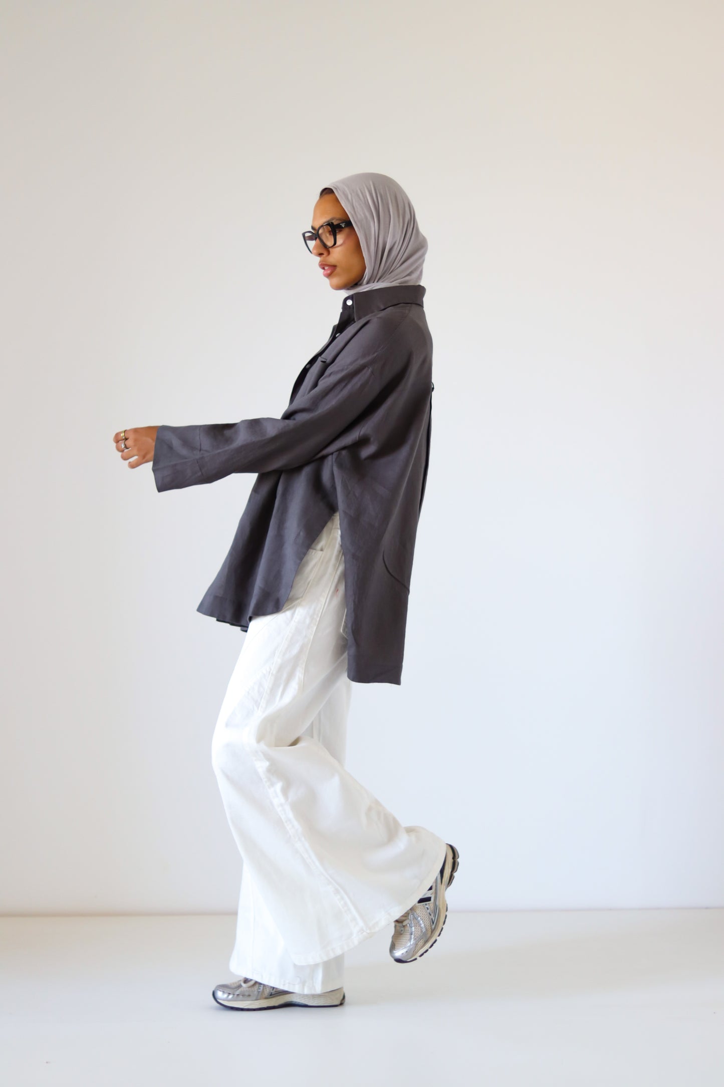 Big Slits Linen Shirt — Gray