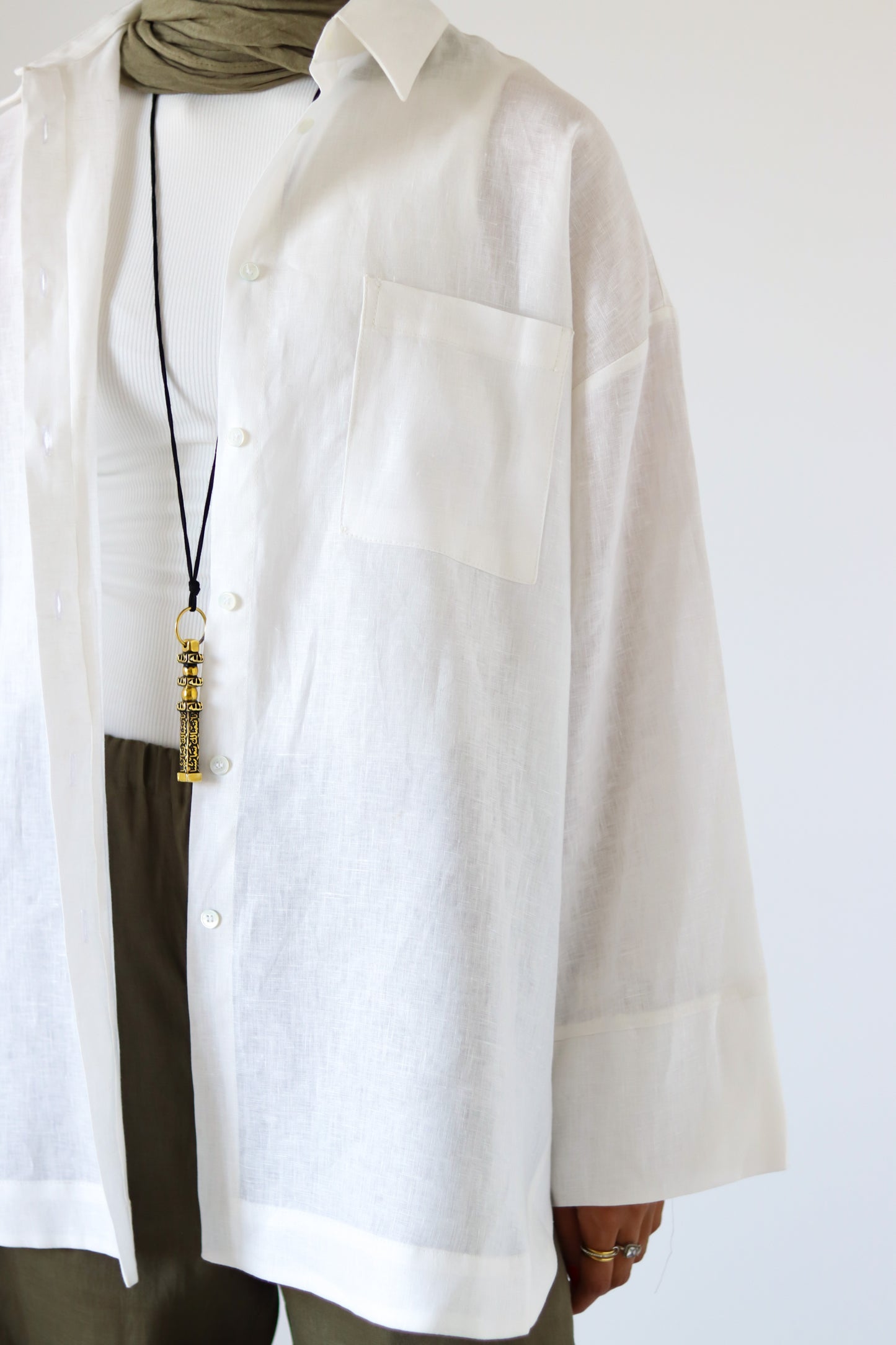 Big Slits Linen Shirt — Offwhite