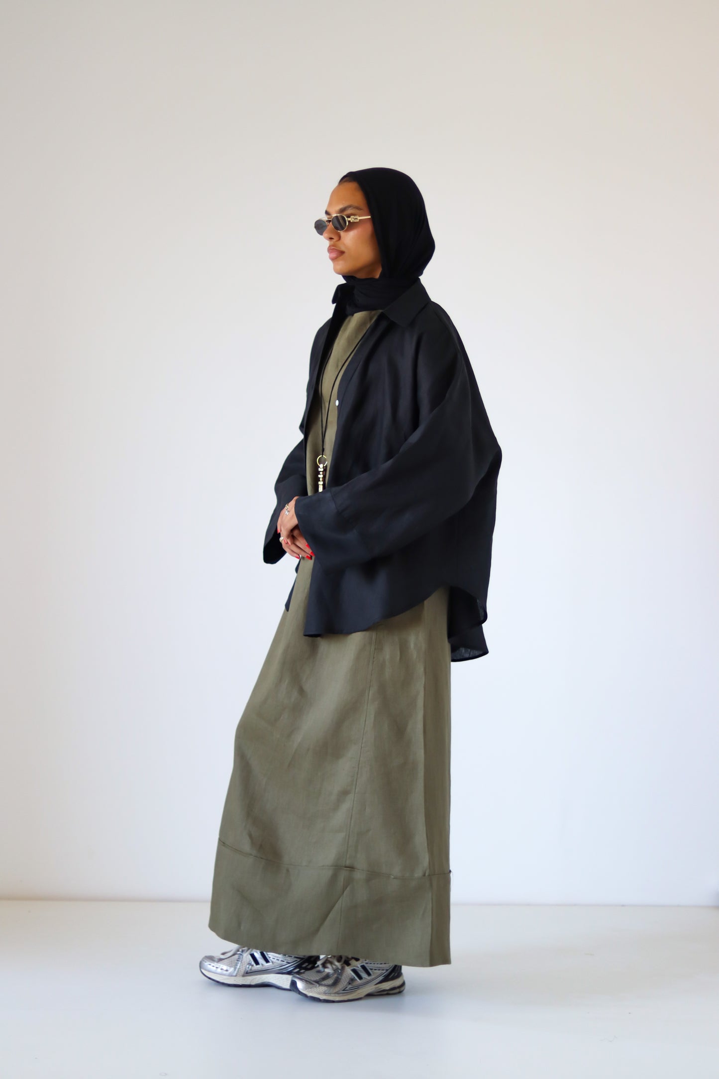 Folded Sleeveless 100% Linen Dress — Olive