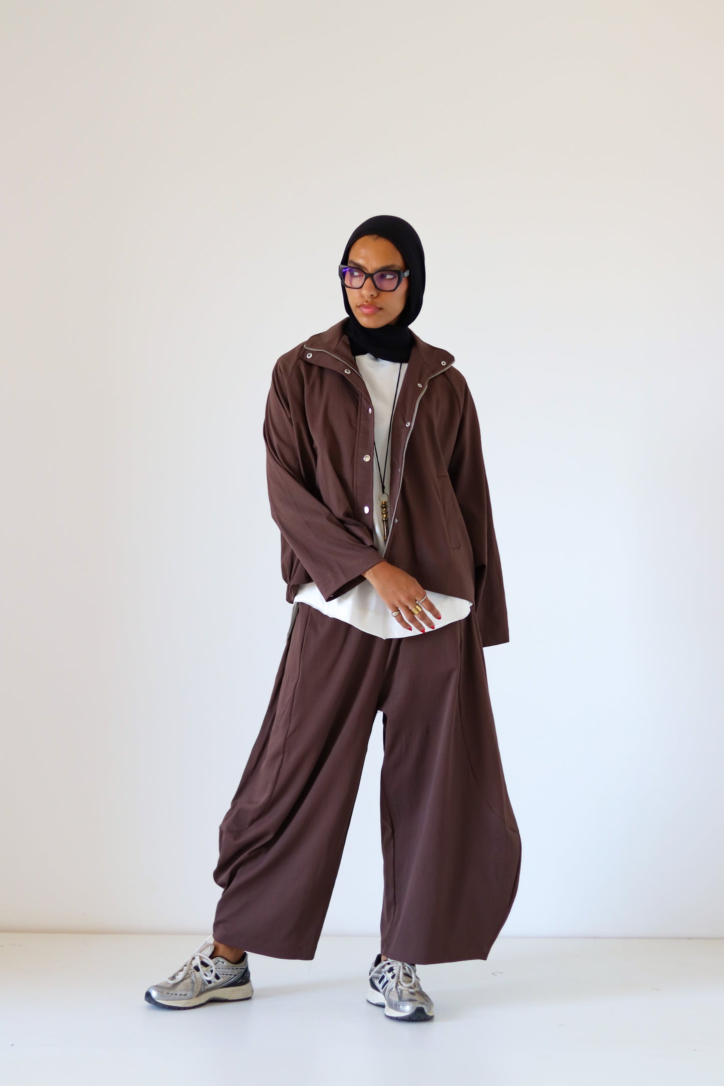 Chill Mode Balloon Set — Brown