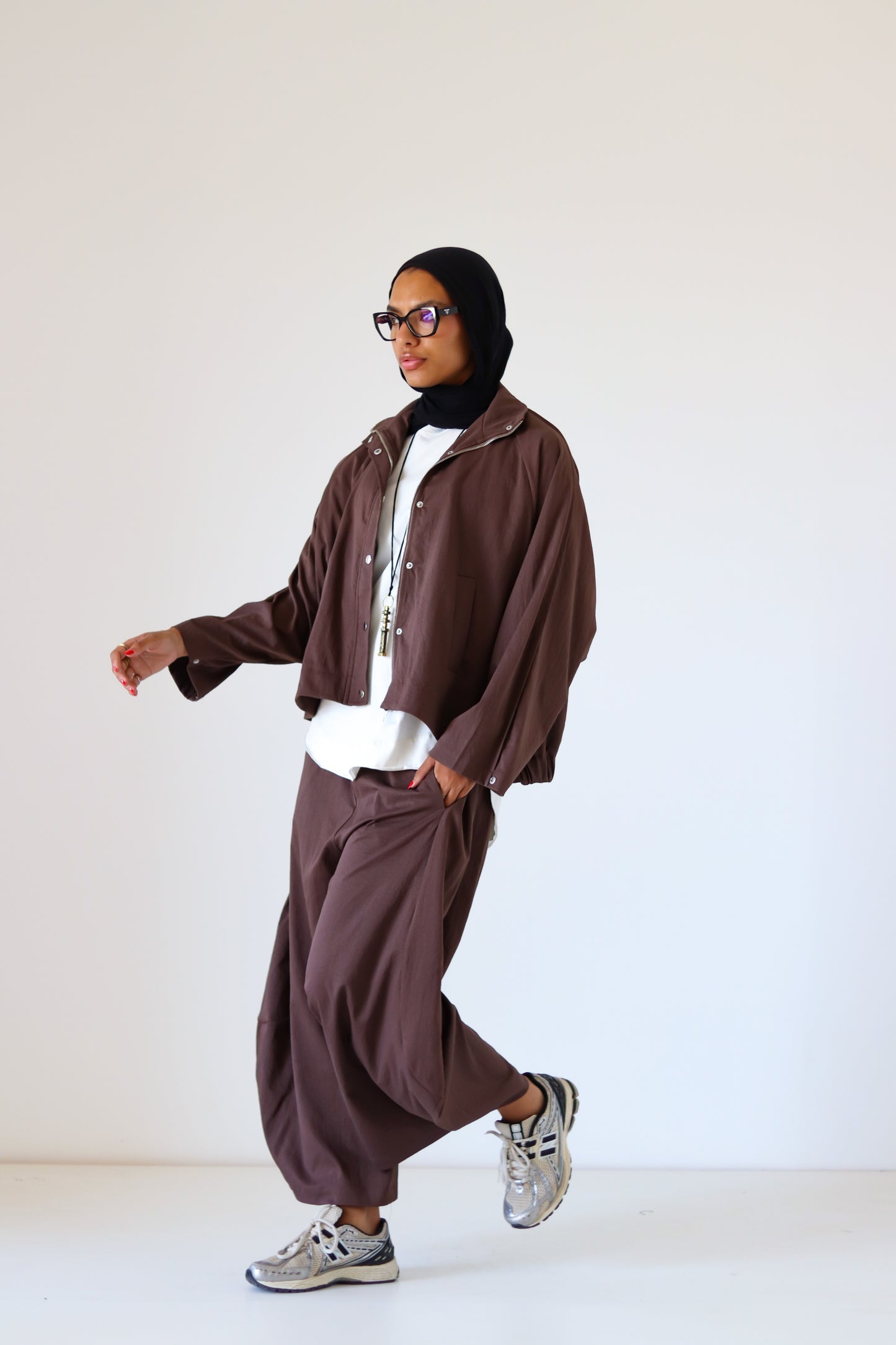 Chill Mode Balloon Set — Brown